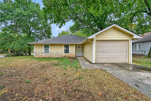 1026 E Chaffin Street,  Sherman,  TX 75090
