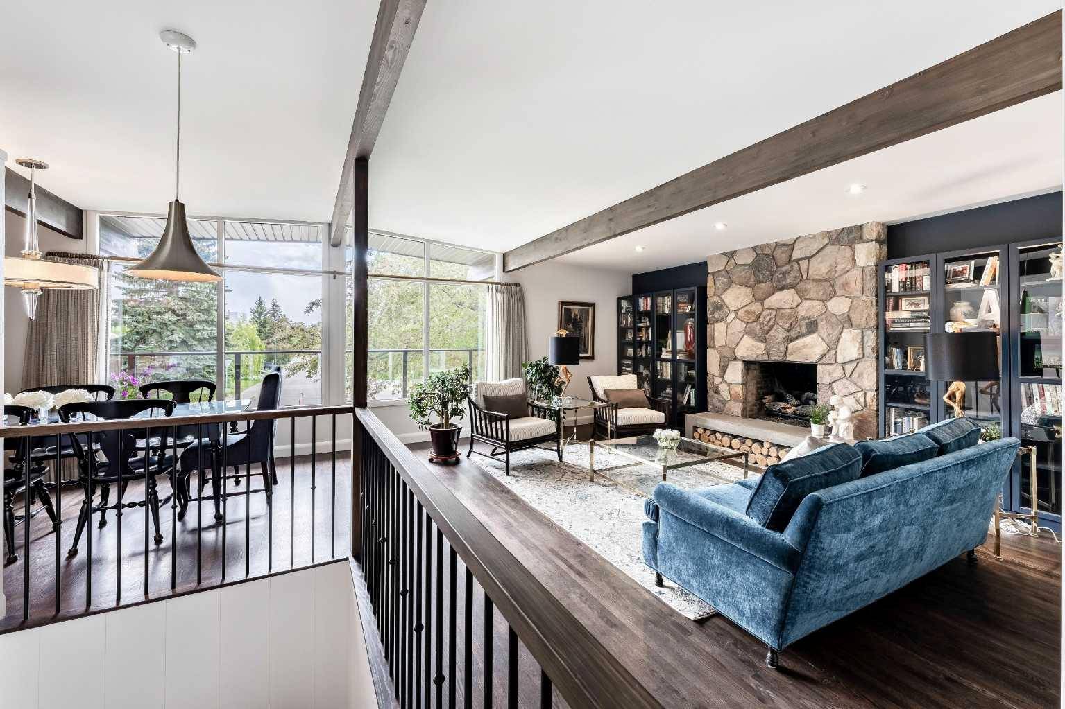 Calgary, AB T2N 3Z6,2328 Uxbridge DR Northwest