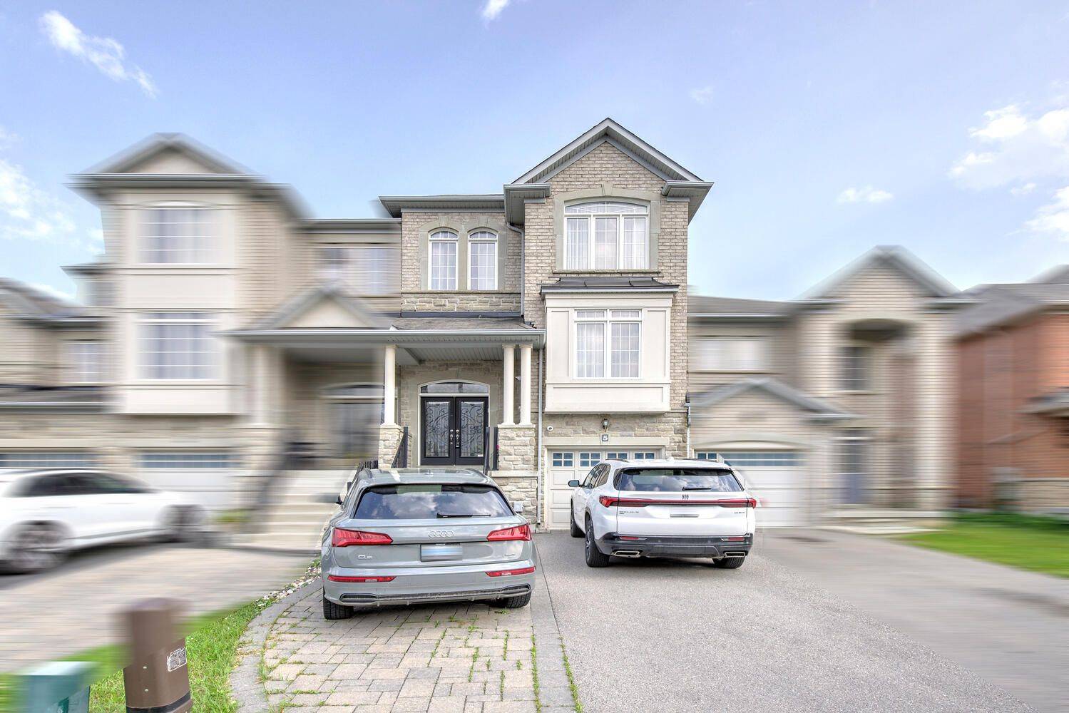 5 Millhouse CT, Vaughan, ON L6A 4J4