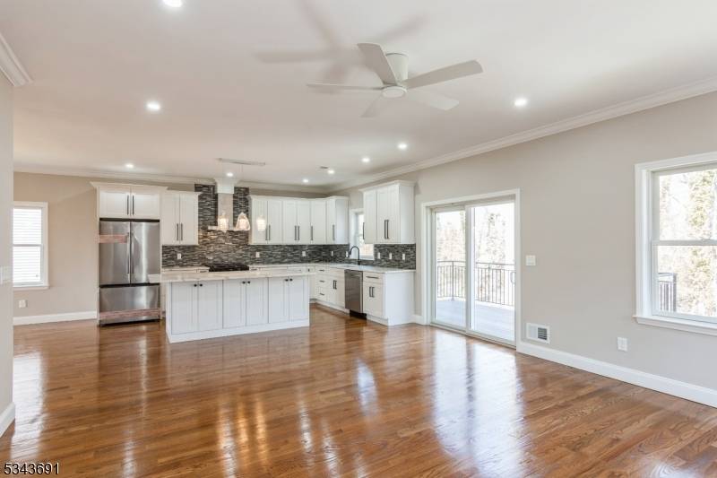 Sayreville Boro, NJ 08872,5 Frank Ave