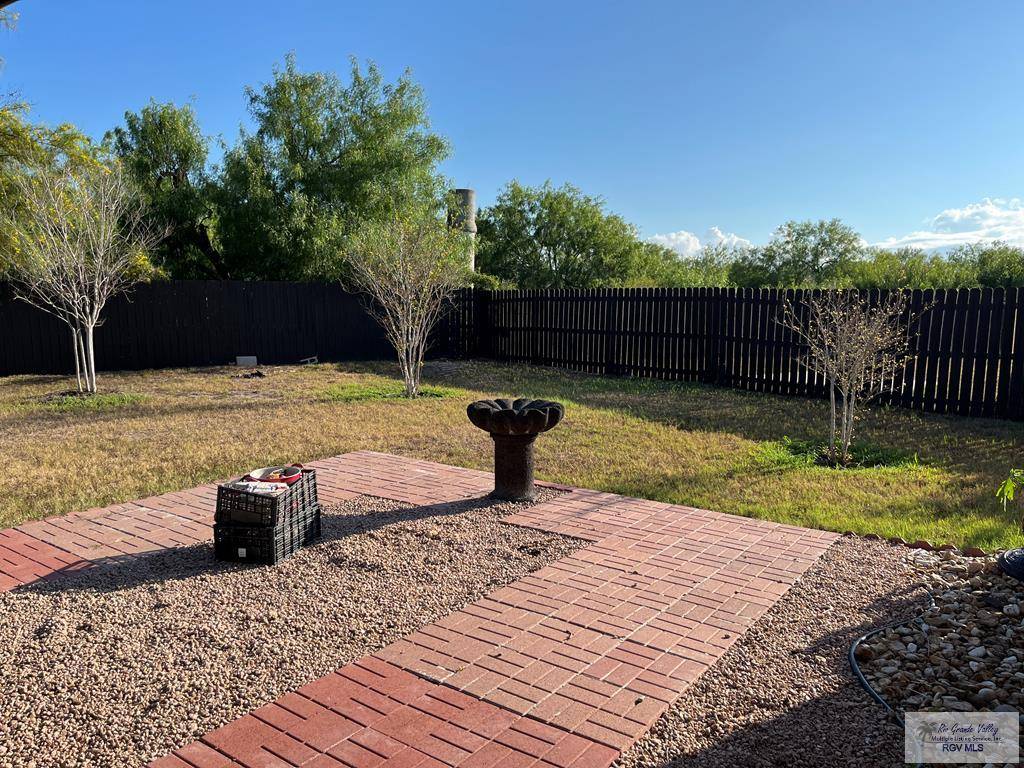 Brownsville, TX 78526,844 PINEMORE DR.