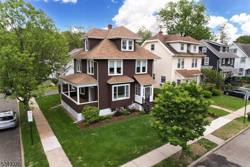 27 Morse Ave, Bloomfield Twp., NJ 07003