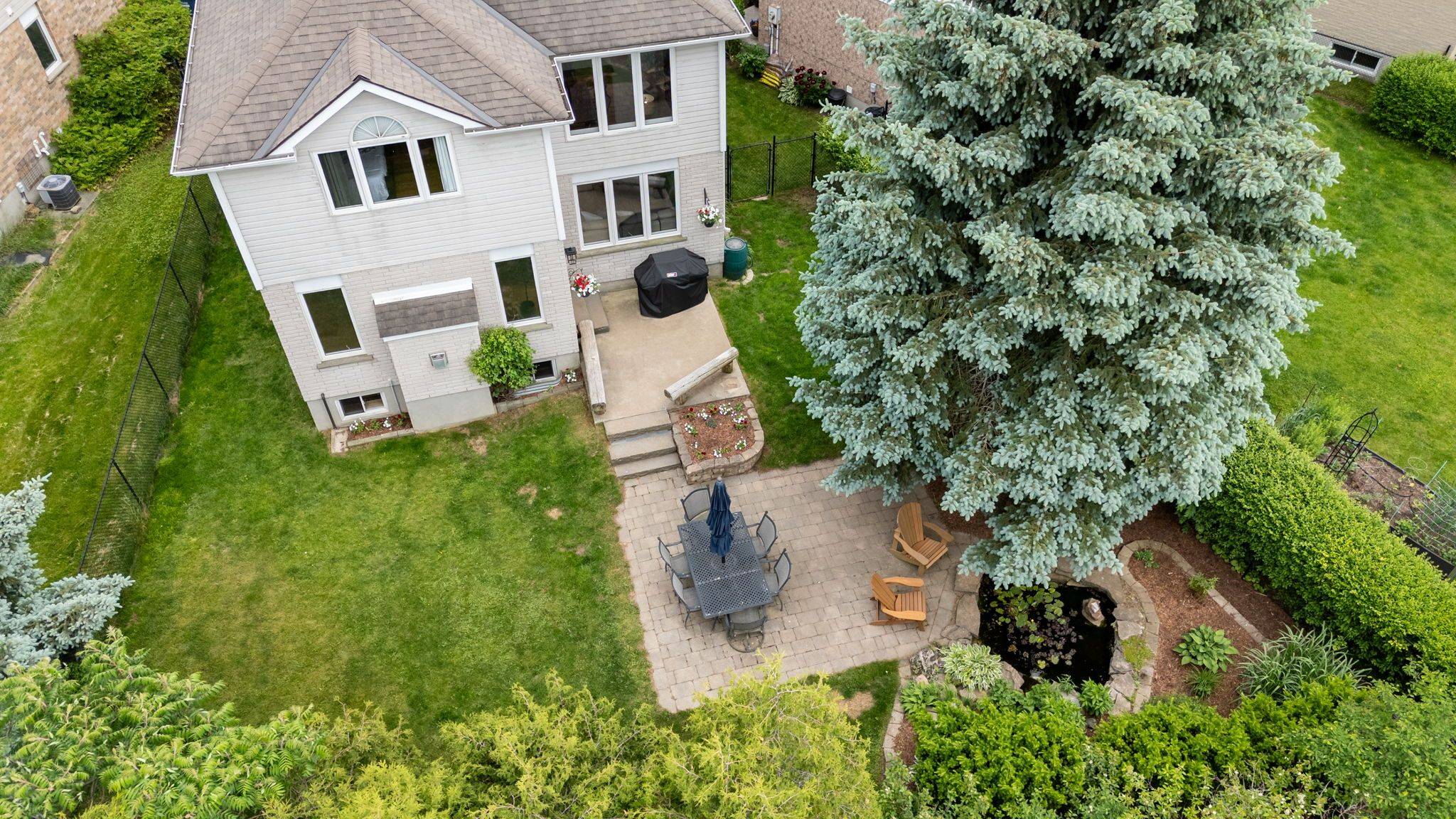 Guelph, ON N1L 1J2,27 Burke CT