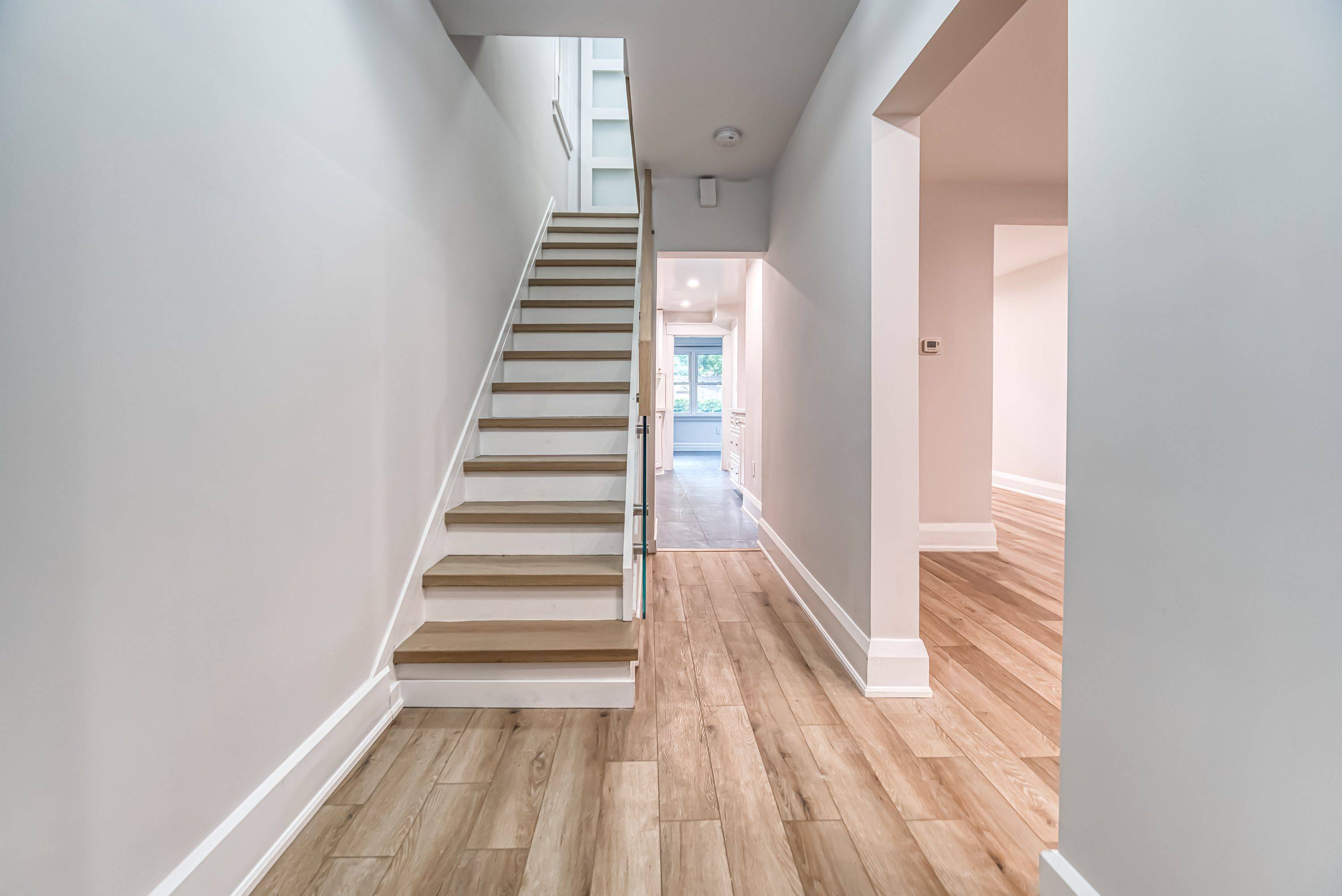 Toronto C10, ON M4S 1H1,279 Davisville AVE #1&2 Flr