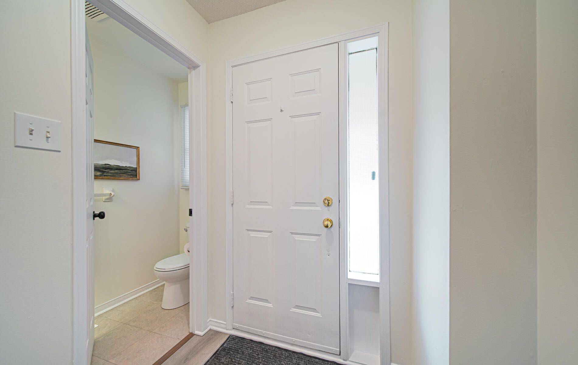 Clarington, ON L1C 4J8,34 Marchwood CRES