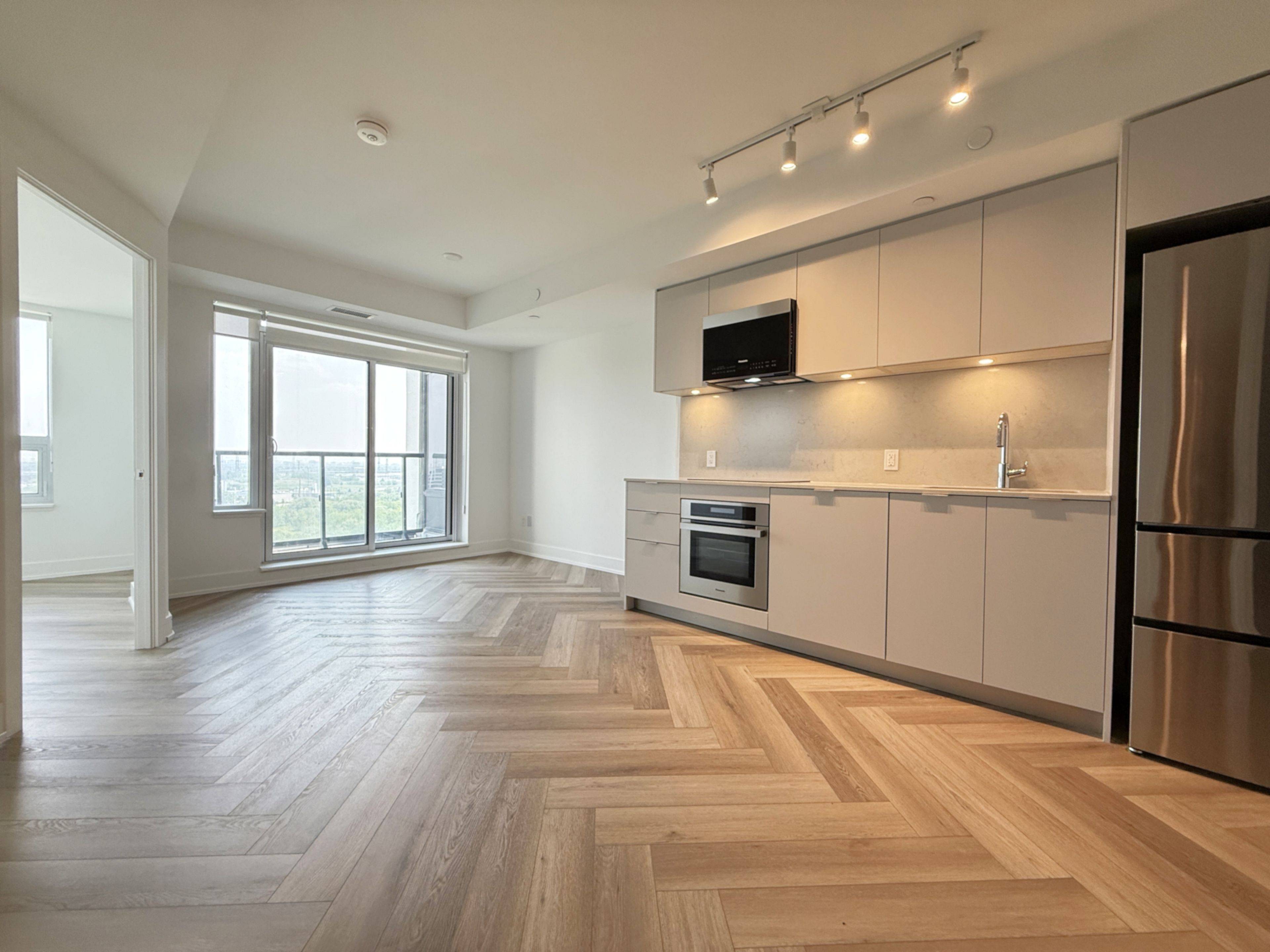 Markham, ON L6G 0H4,8 Cedarland DR #1806