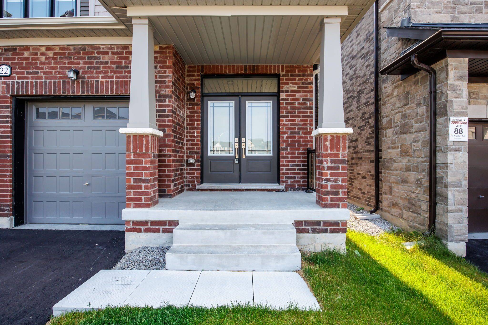 Barrie, ON L9J 0W9,22 Kingsbury TRL