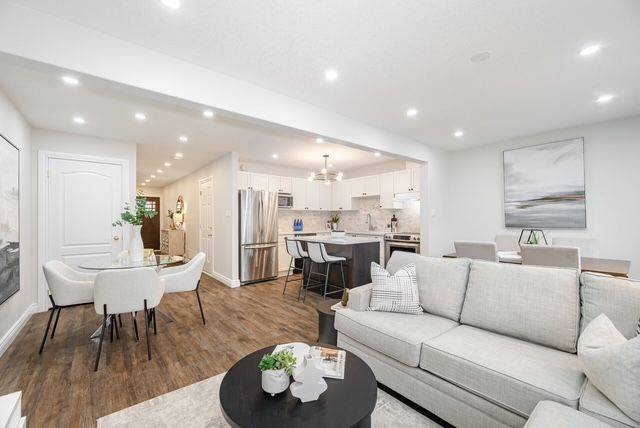 Orangeville, ON L9W 0C9,152 Preston DR