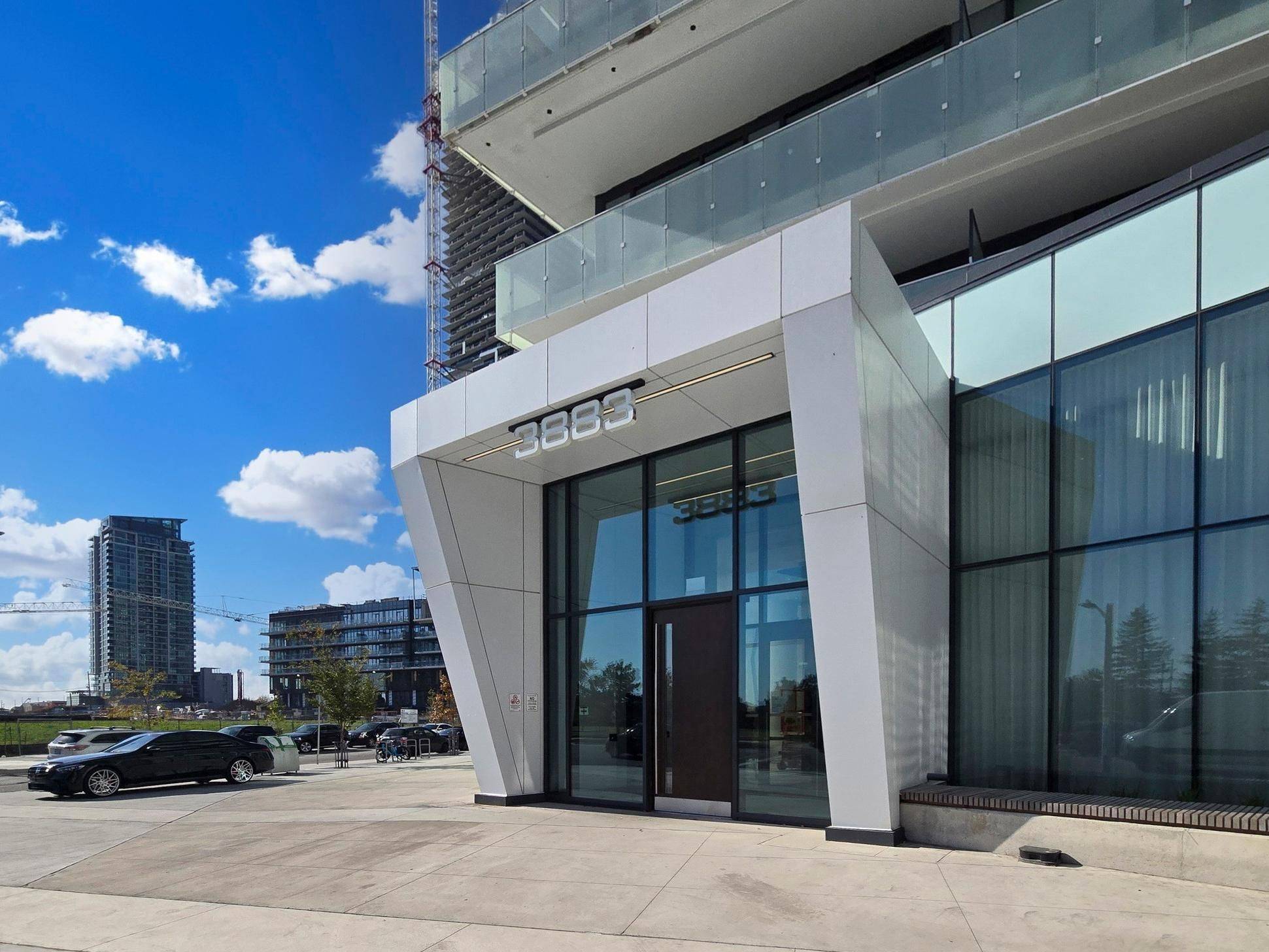Mississauga, ON L5B 0M4,3883 Quartz RD #118