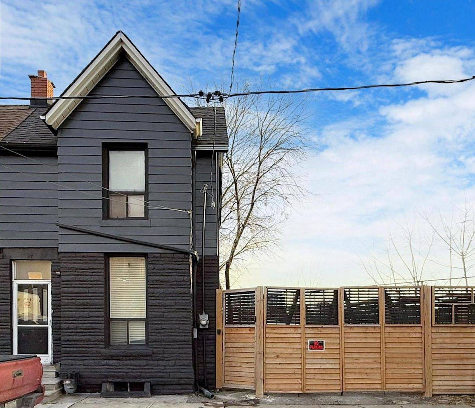 47 Lindner ST, Toronto W03, ON M6N 1B3