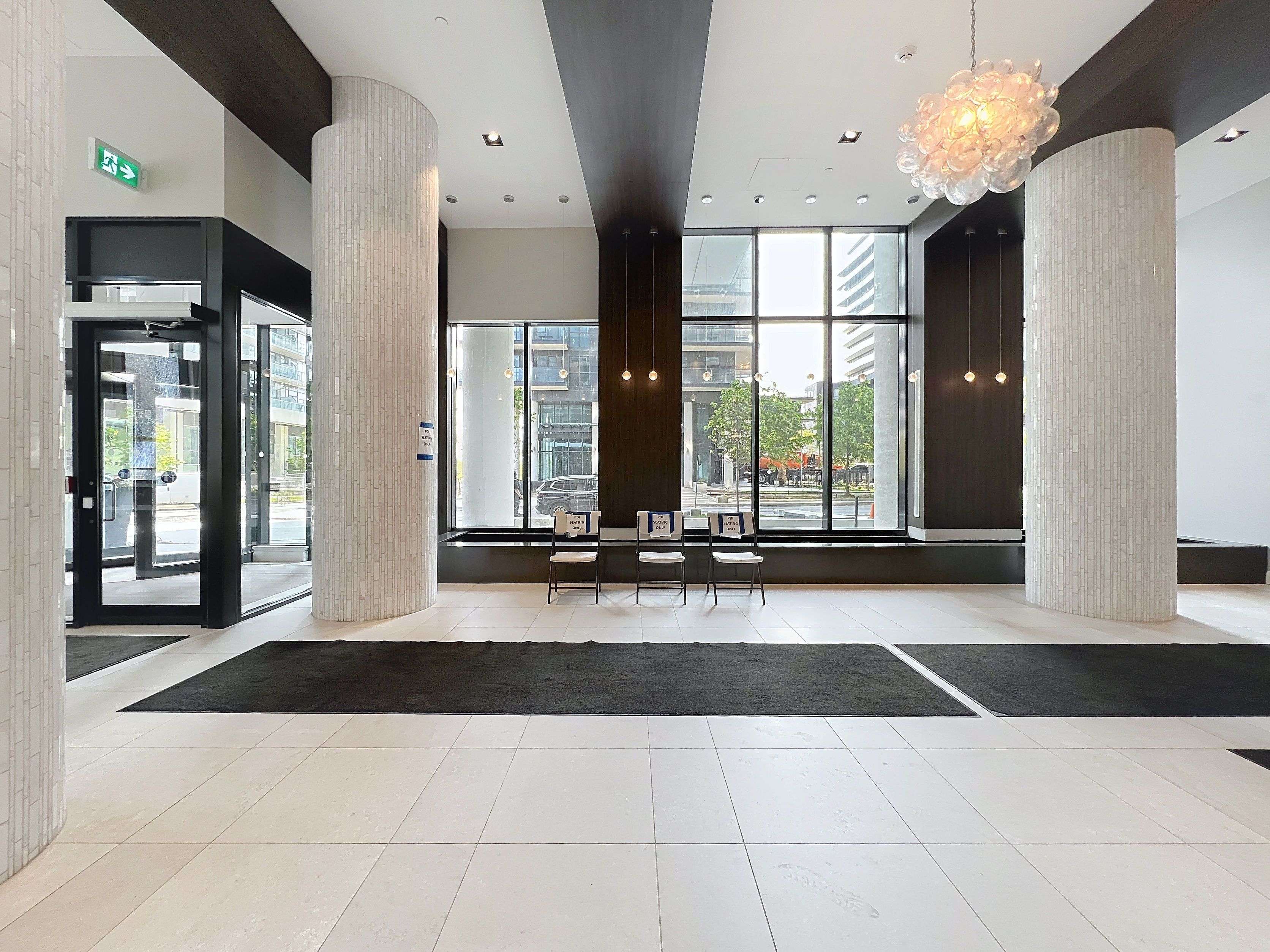 Toronto W06, ON M8V 0G9,38 Annie Craig DR #3402