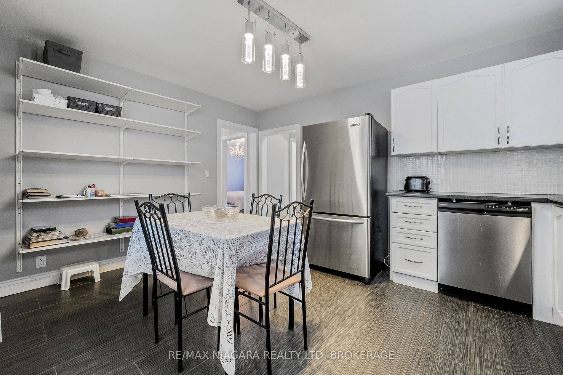 Thorold, ON L2V 2S4,67 West ST N