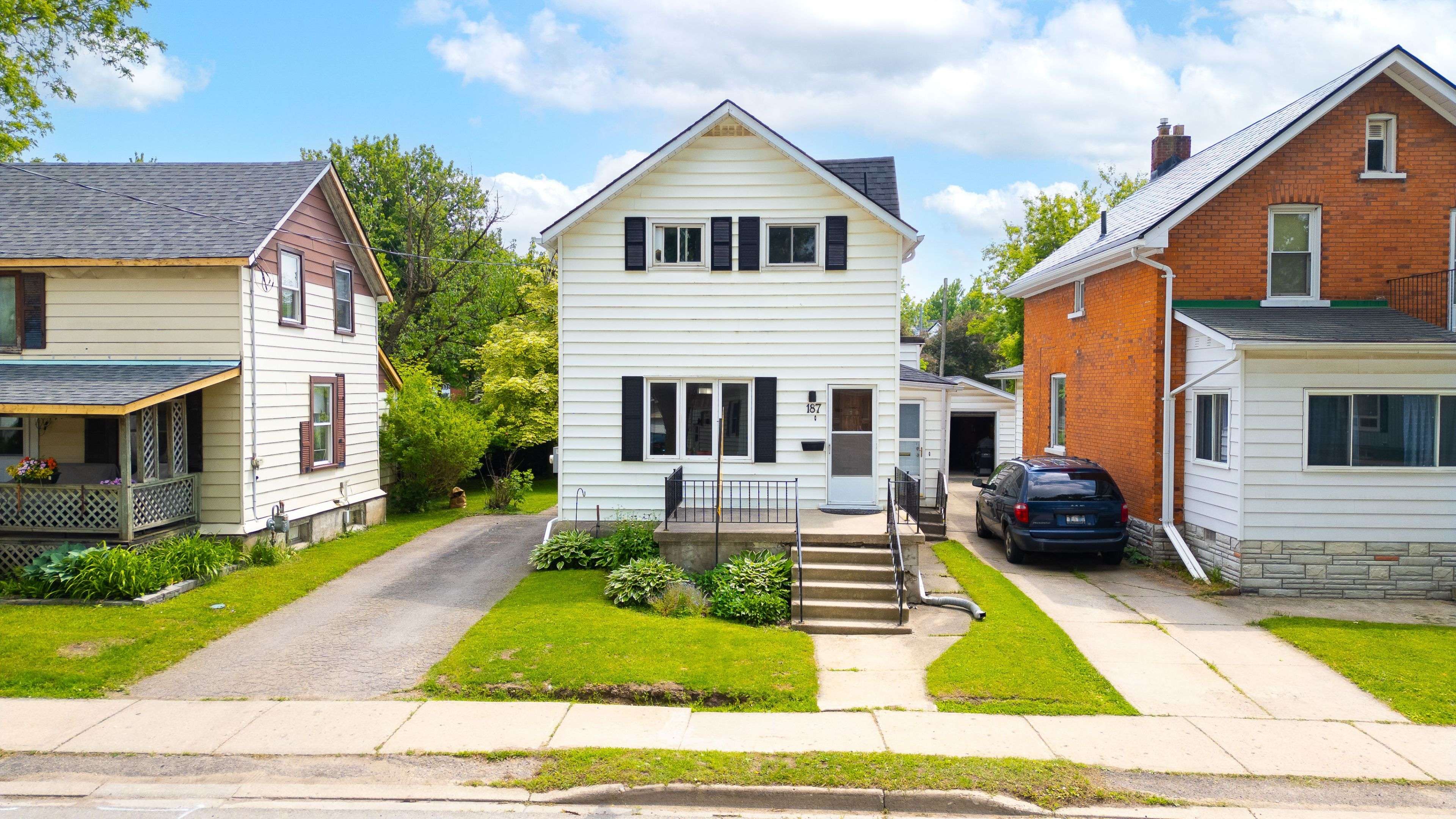 Stratford, ON N5A 1K6,187 West Gore ST