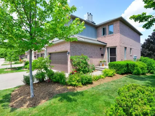 Mississauga, ON L5M 5R3,5480 GLEN ERIN DR #96