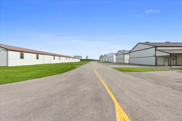 South-west Oxford, ON N4G 4H1,244411 Airport RD #G2-14