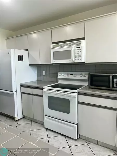 1602 Abaco Drive #G4, Coconut Creek, FL 33066