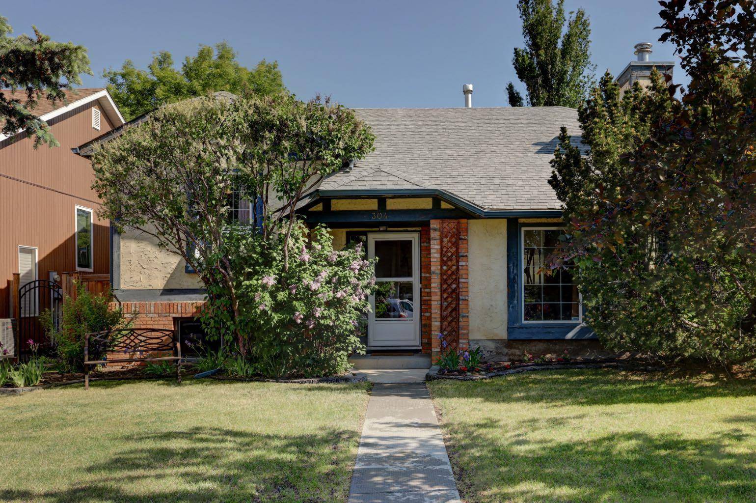 304 Marquis PL Southeast, Airdrie, AB T4A1X9