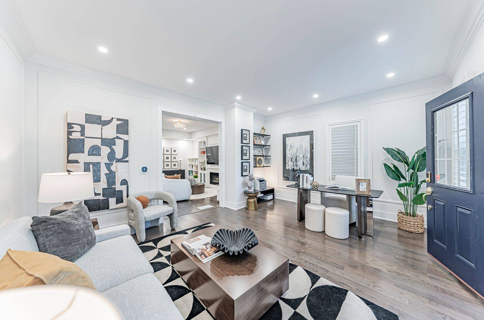 Toronto C04, ON M4N 1X3,245 Ranleigh AVE