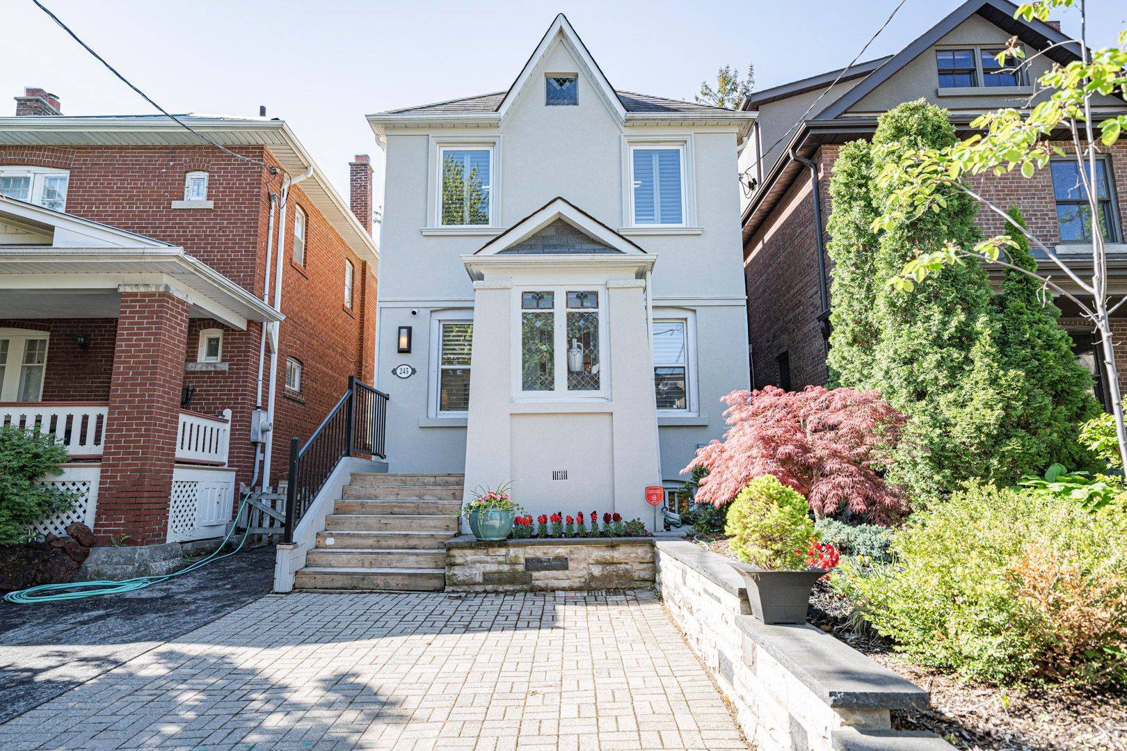 245 Ranleigh AVE, Toronto C04, ON M4N 1X3