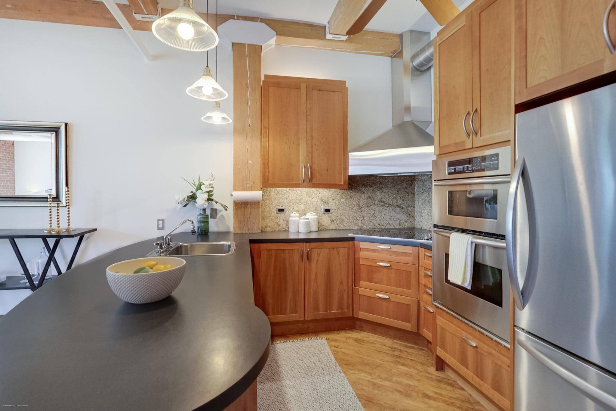 Toronto C08, ON M5A 2R1,90 Sherbourne ST #405