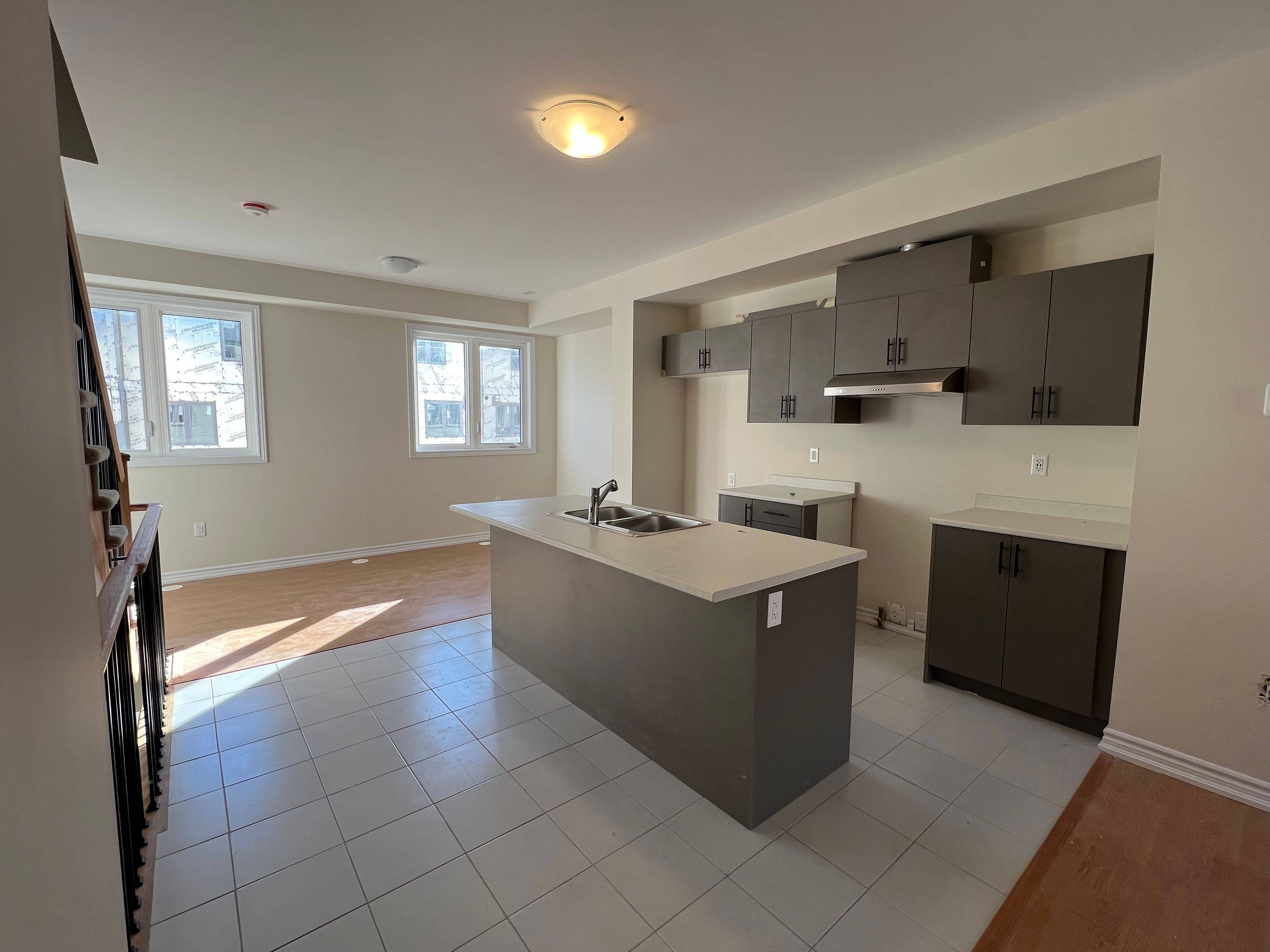 Clarington, ON L1E 0H8,15 Malone LN
