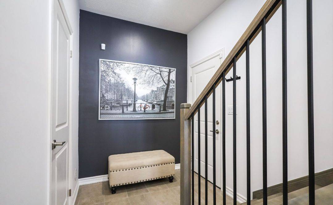 Bradford West Gwillimbury, ON L3Z 4P3,37 Montrose BLVD S