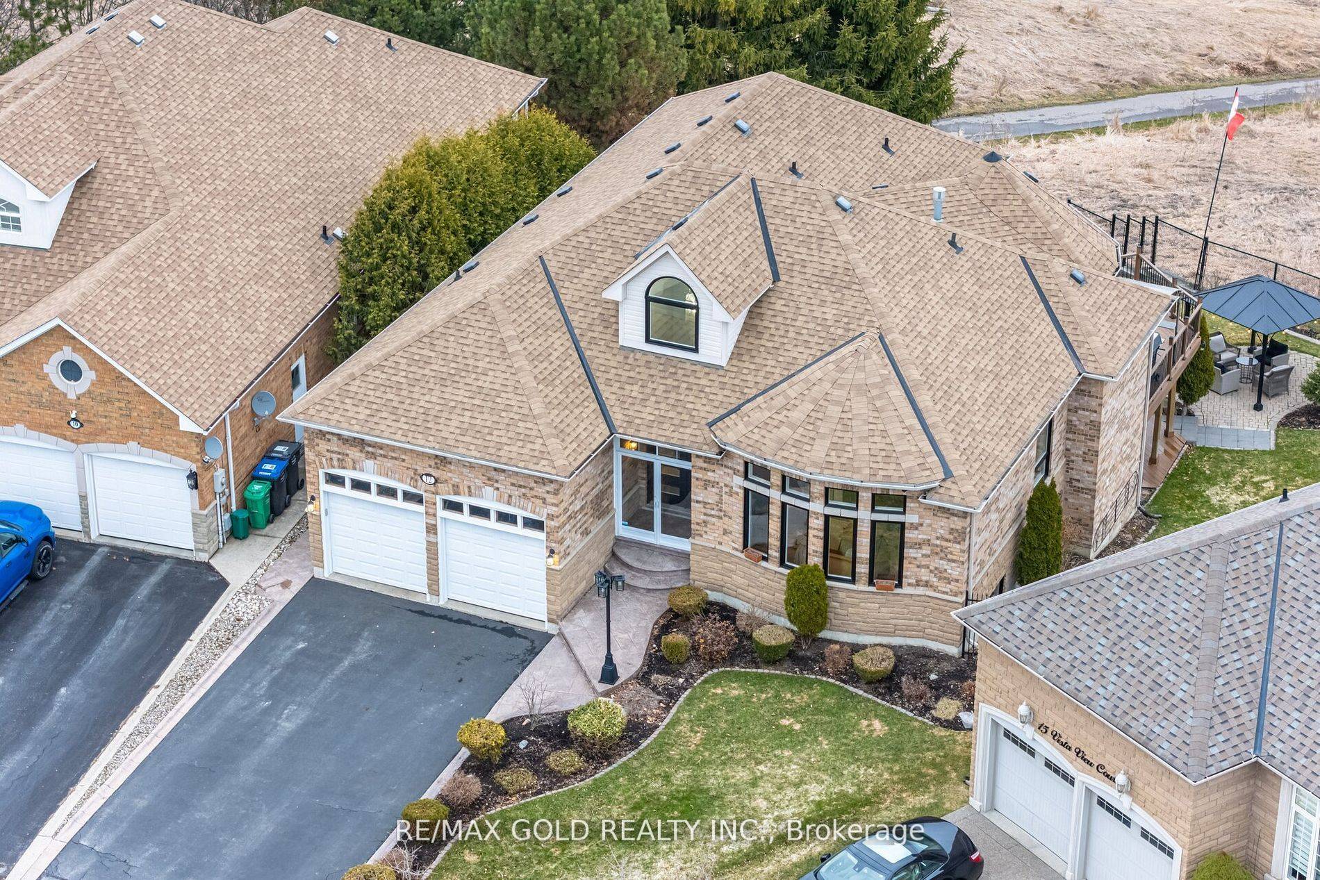 Caledon, ON L7C 1E1,12 Vista View CT