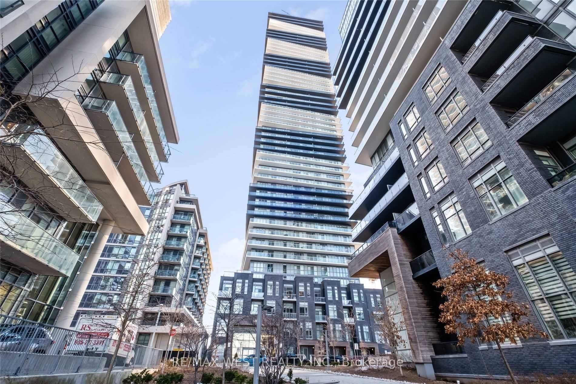 Toronto W06, ON M8V 0C4,56 Annie Craig DR #1707