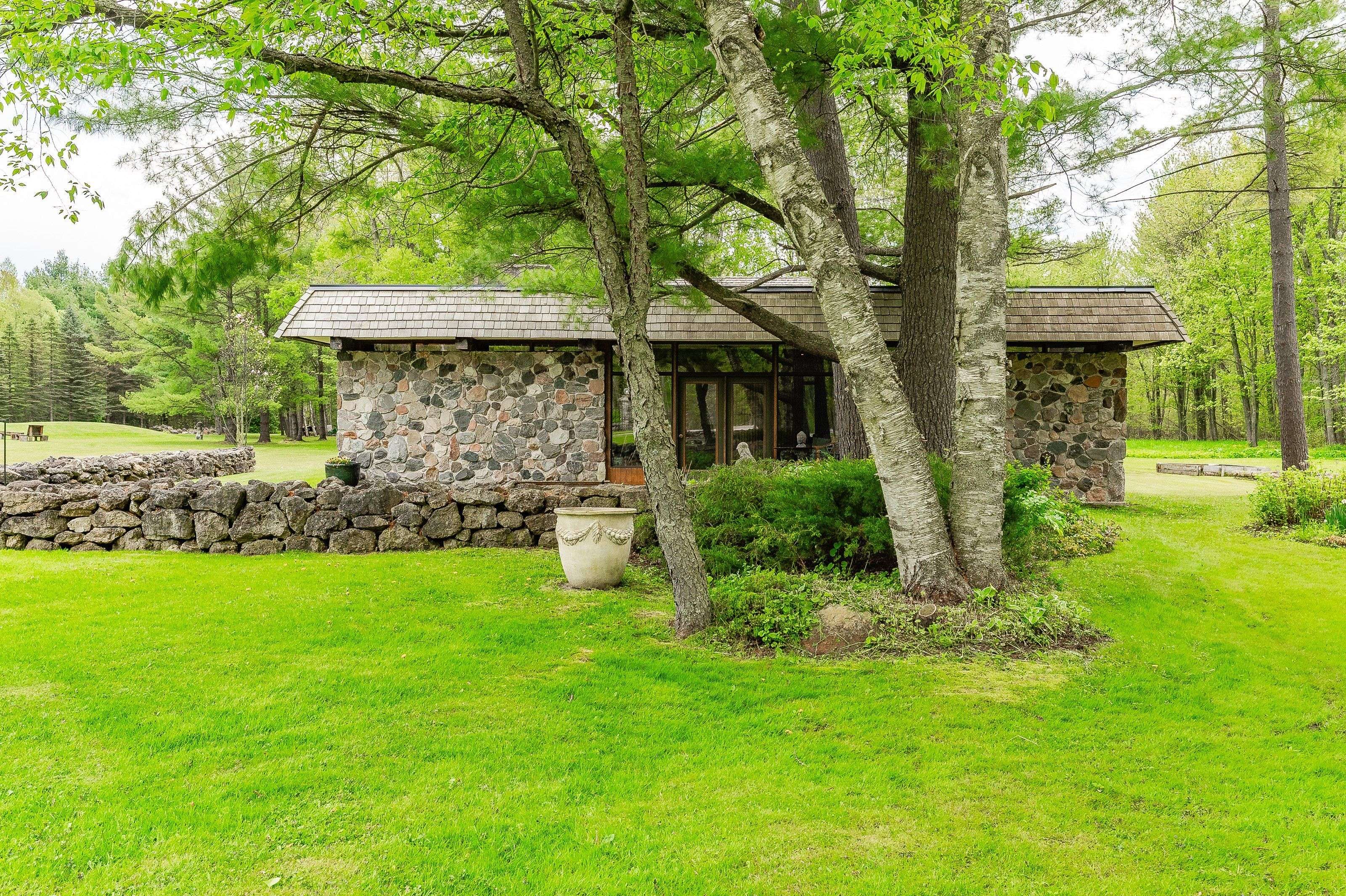 Milton, ON L0P 1B0,1159 Campbellville RD