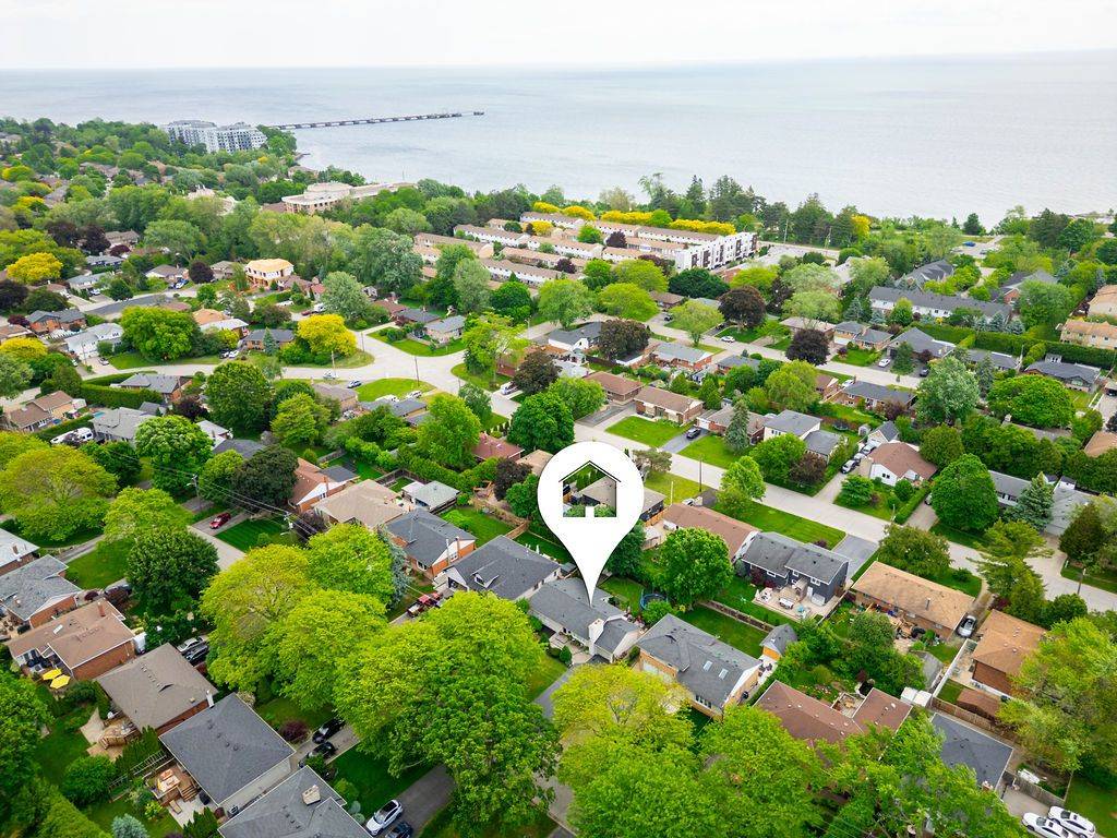 Burlington, ON L7L 3B2,5422 Winston RD