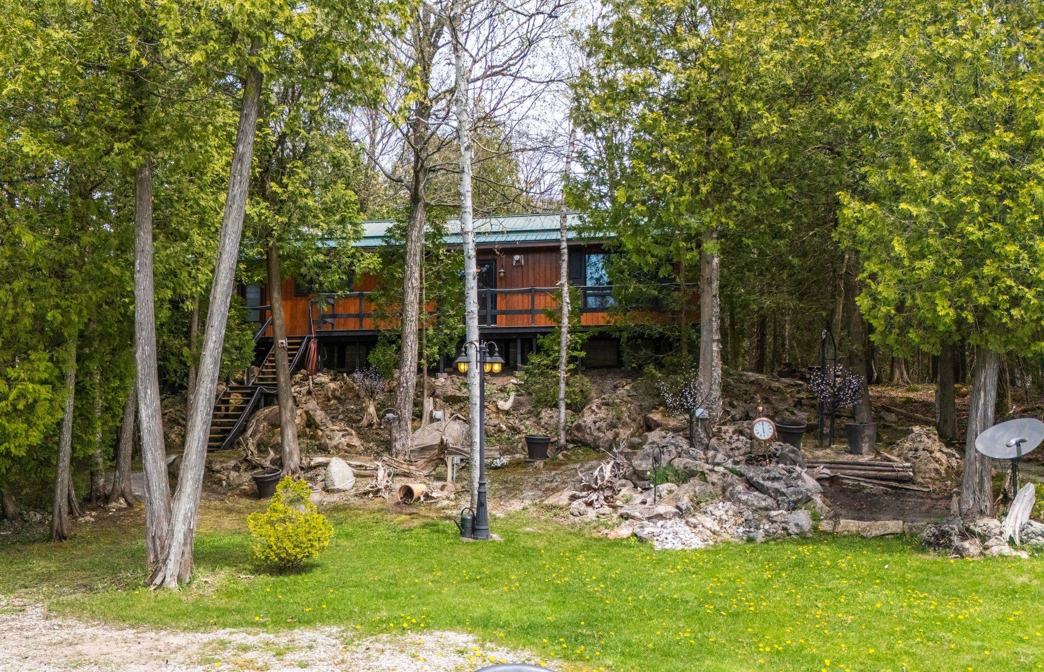 Northern Bruce Peninsula, ON N0H 1Z0,37 Hope DR