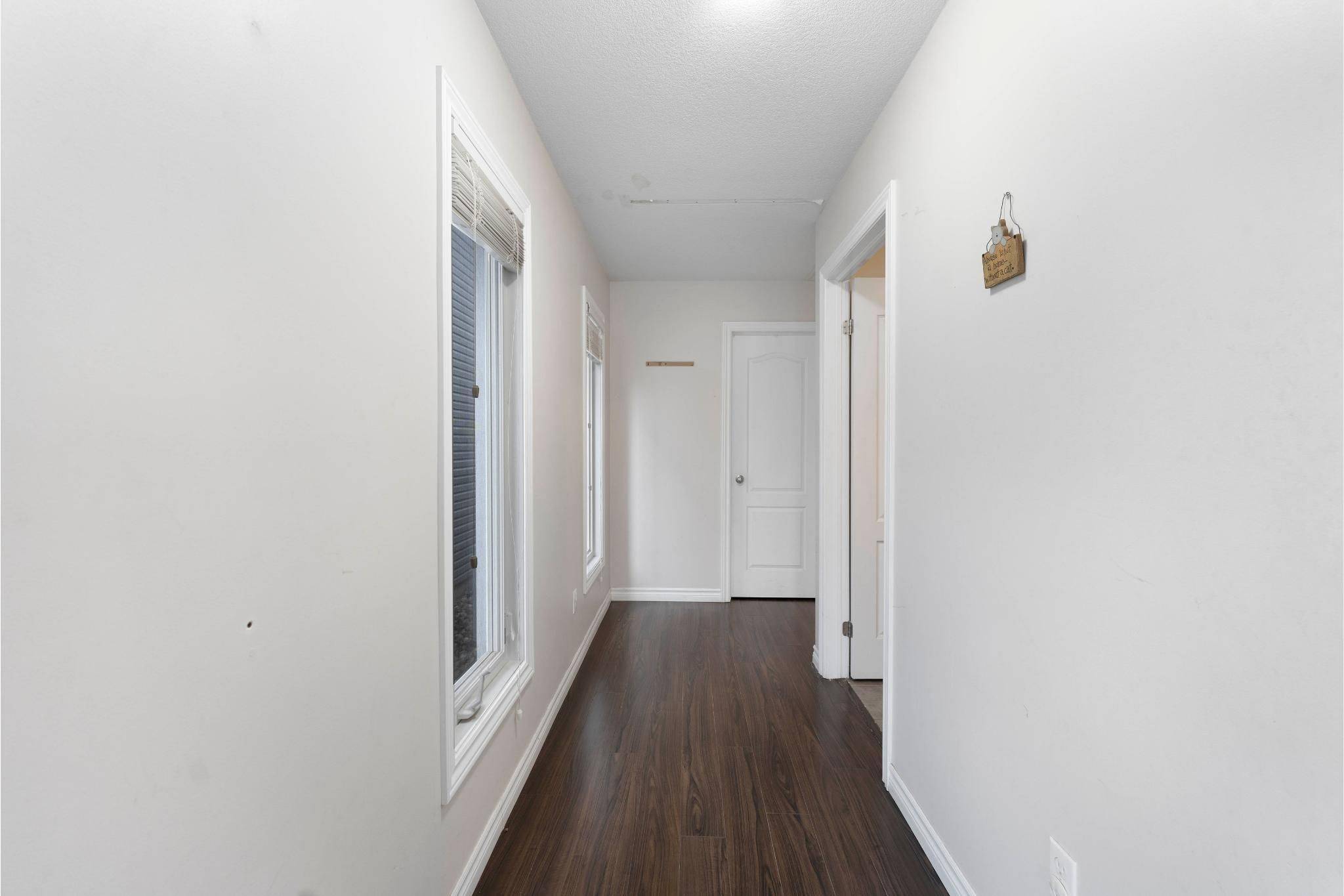 Kitchener, ON N2R 0A8,6 Pompeii ST