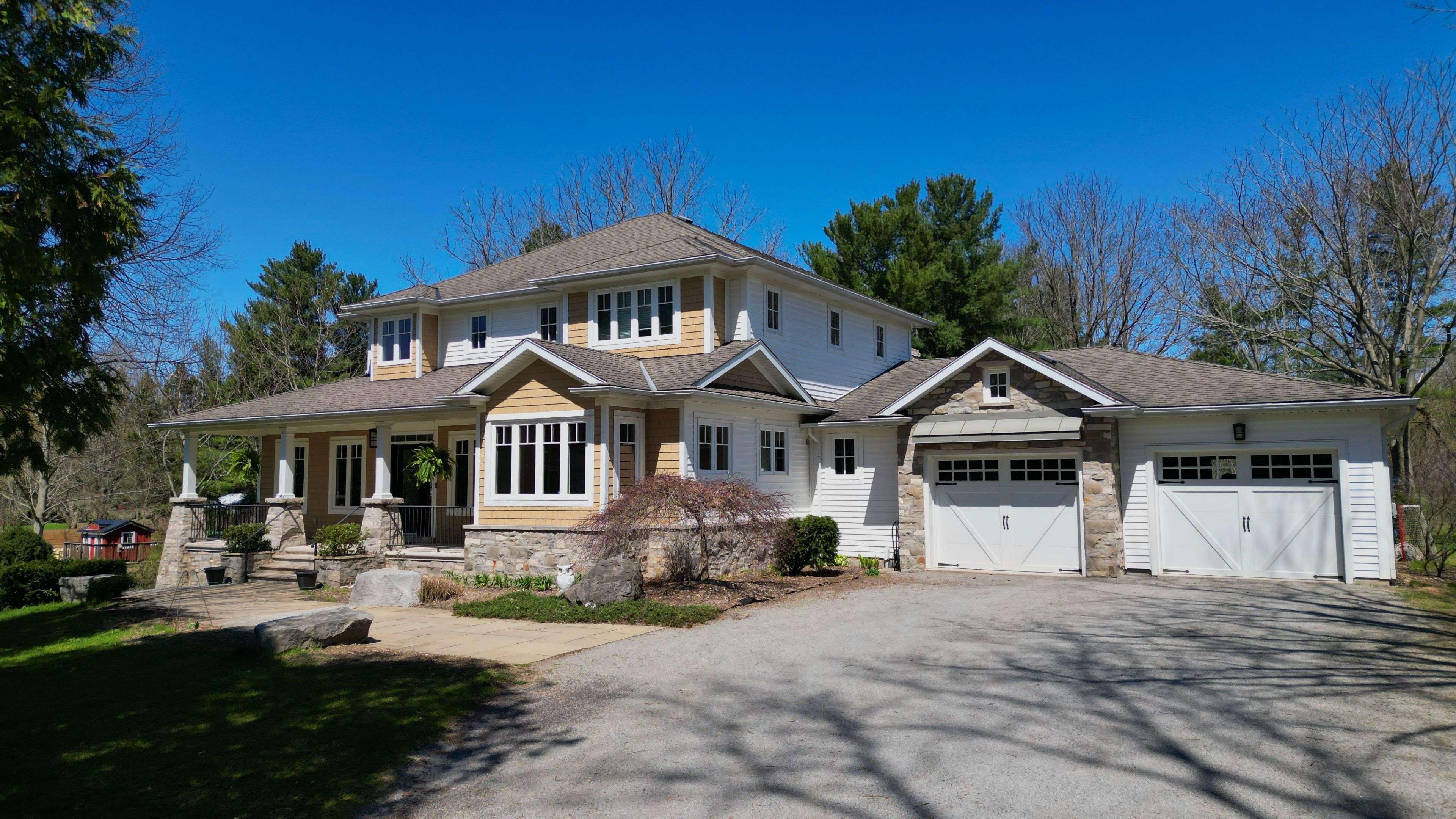 273 Canboro RD E, Pelham, ON L0S 1M0