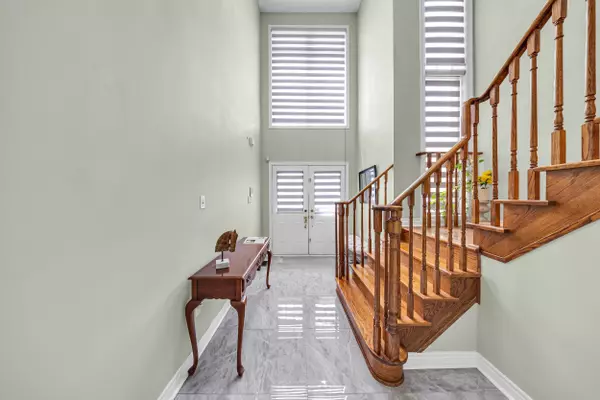 Markham, ON L3S 0A8,40 Ann Louise CRES