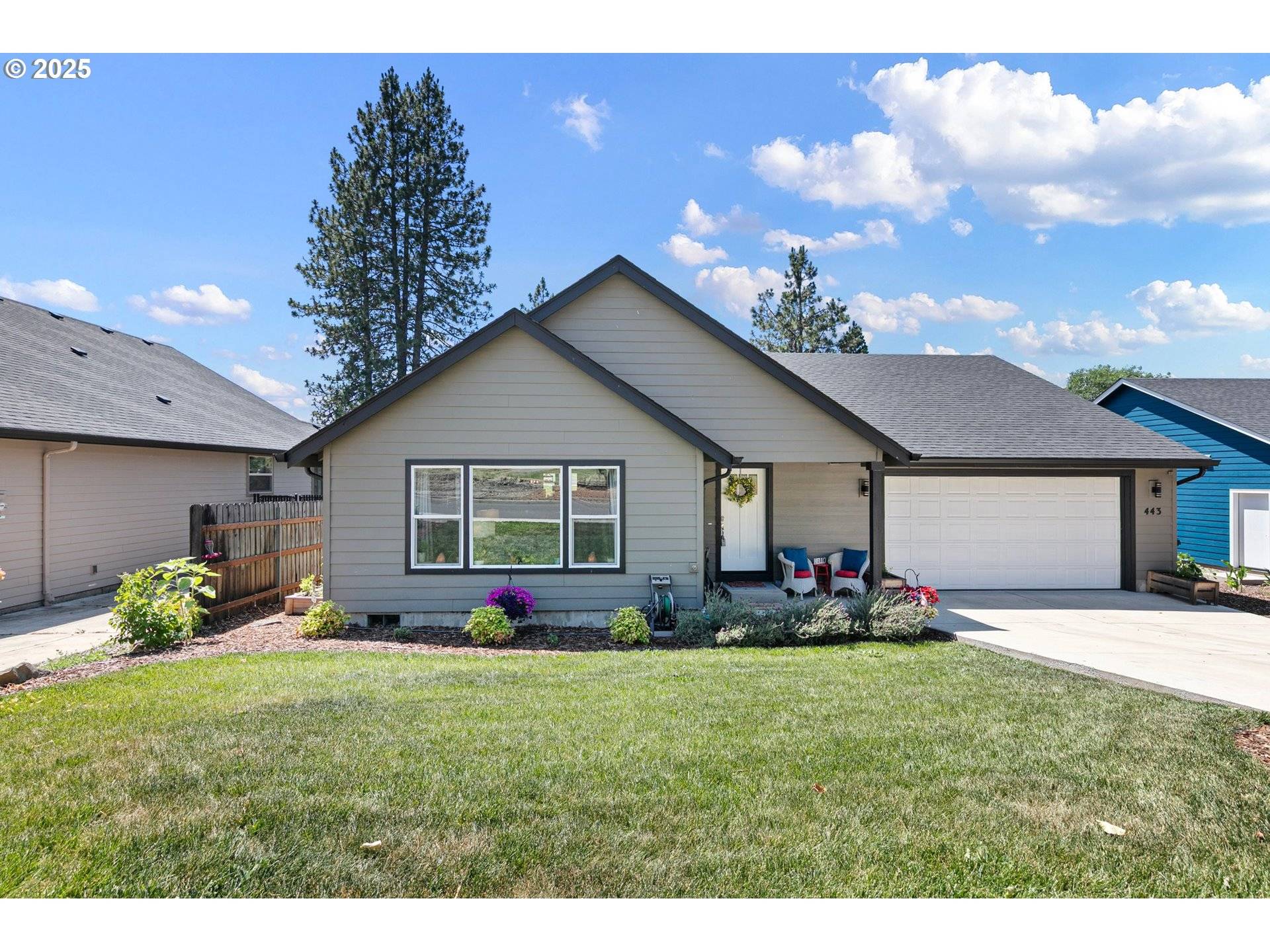 Lowell, OR 97452,443 N HYLAND LN