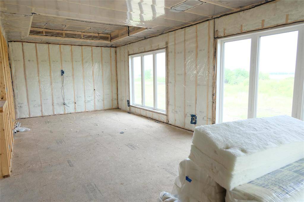 Lorette, MB R5K 0V3,51093 Heatherdale RD