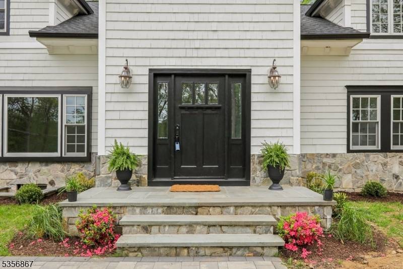 Chester Twp., NJ 07930,432 Fox Chase Rd