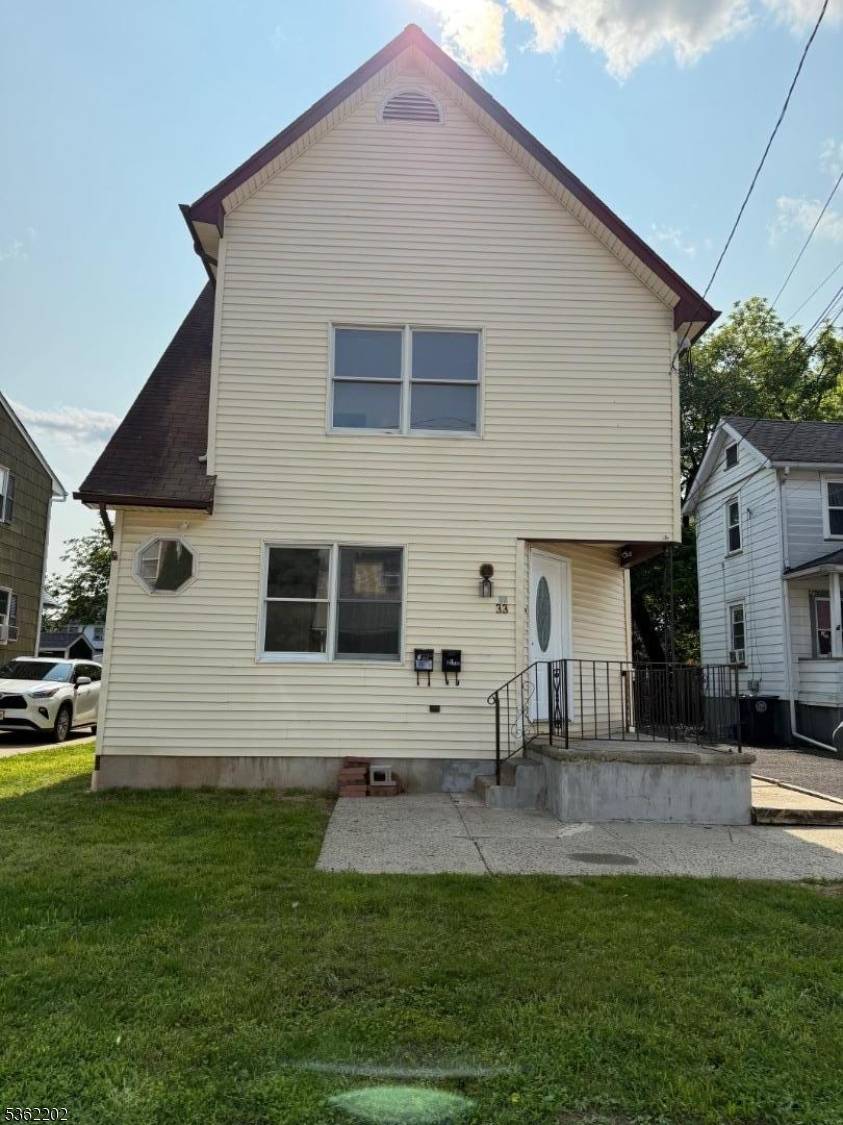 33 Fisher Ave, Bound Brook Boro, NJ 08805