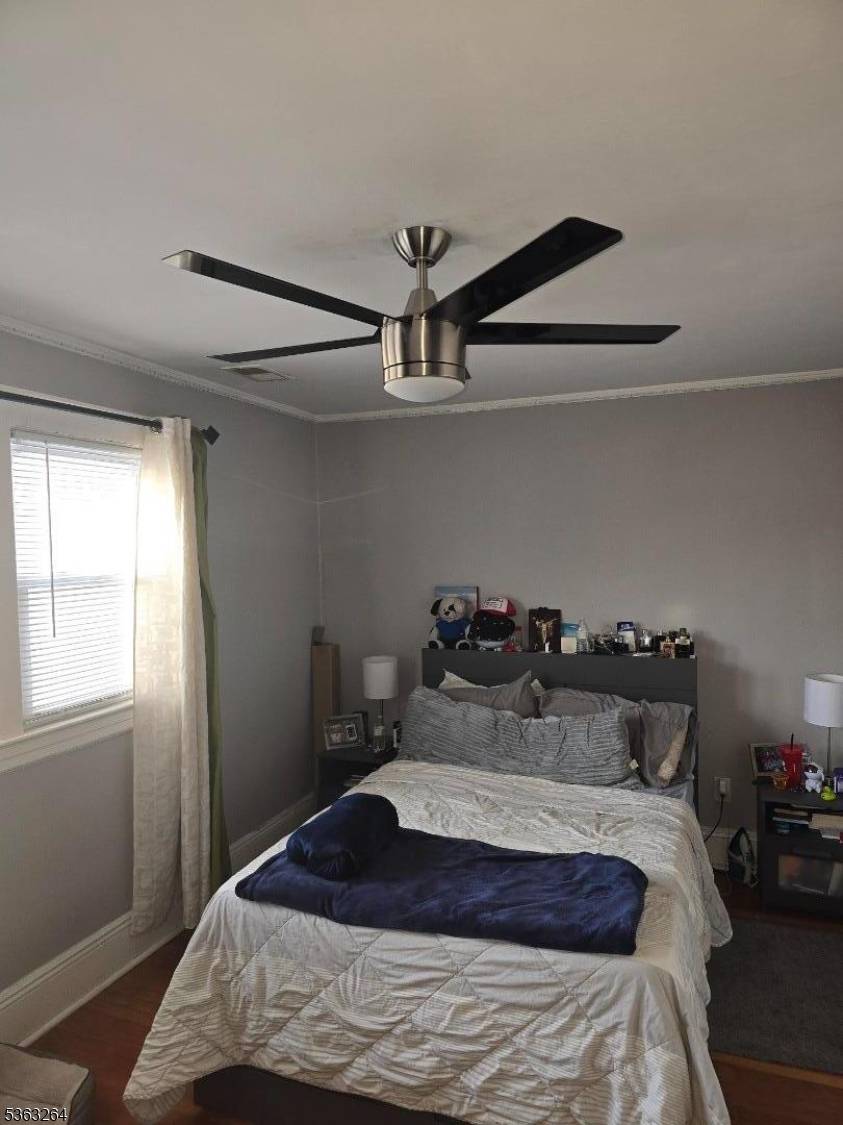 Elizabeth City, NJ 07202,19 Pershing  Ave
