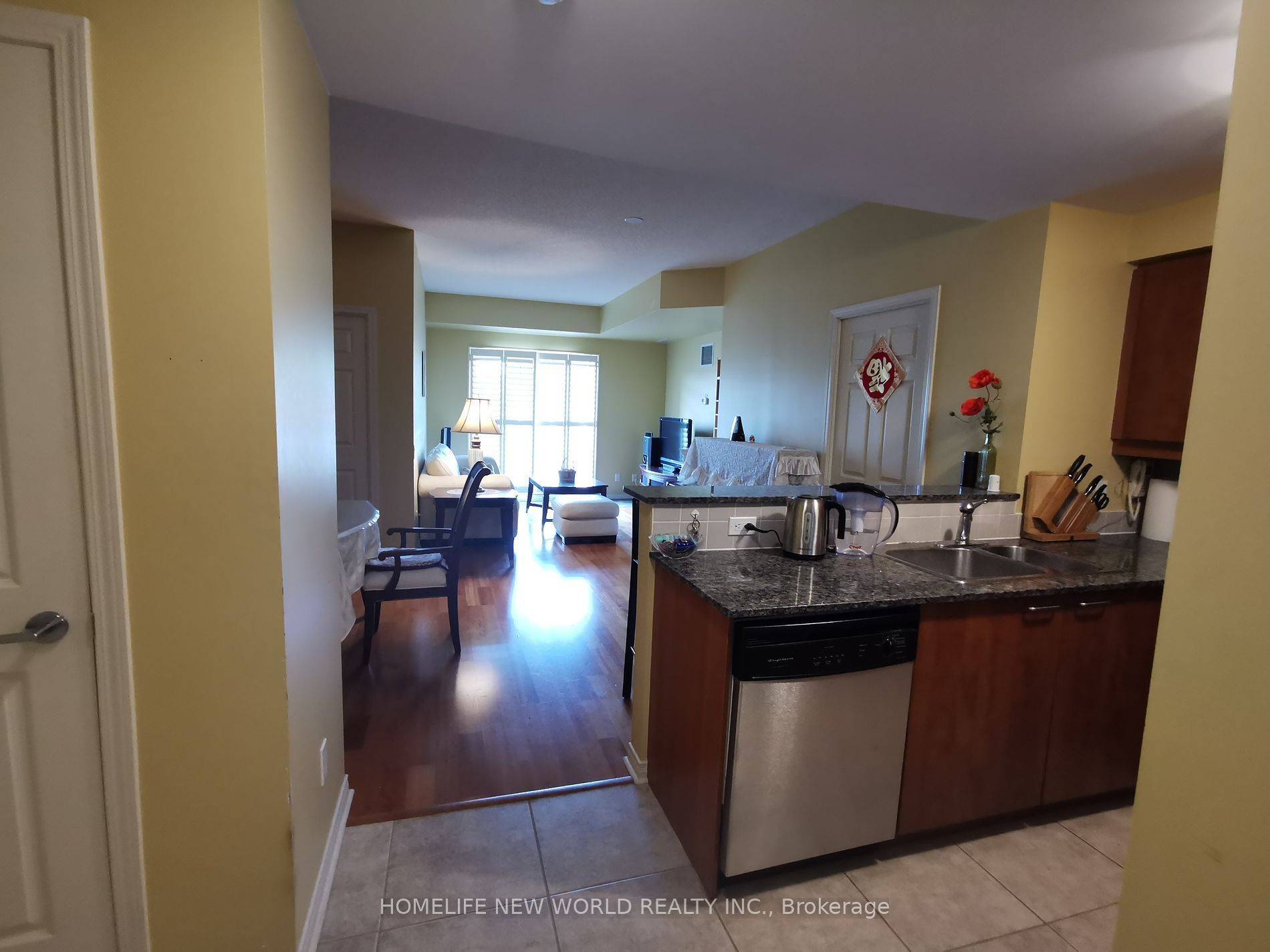 Toronto C04, ON M4R 2H8,451 Rosewell AVE E #515