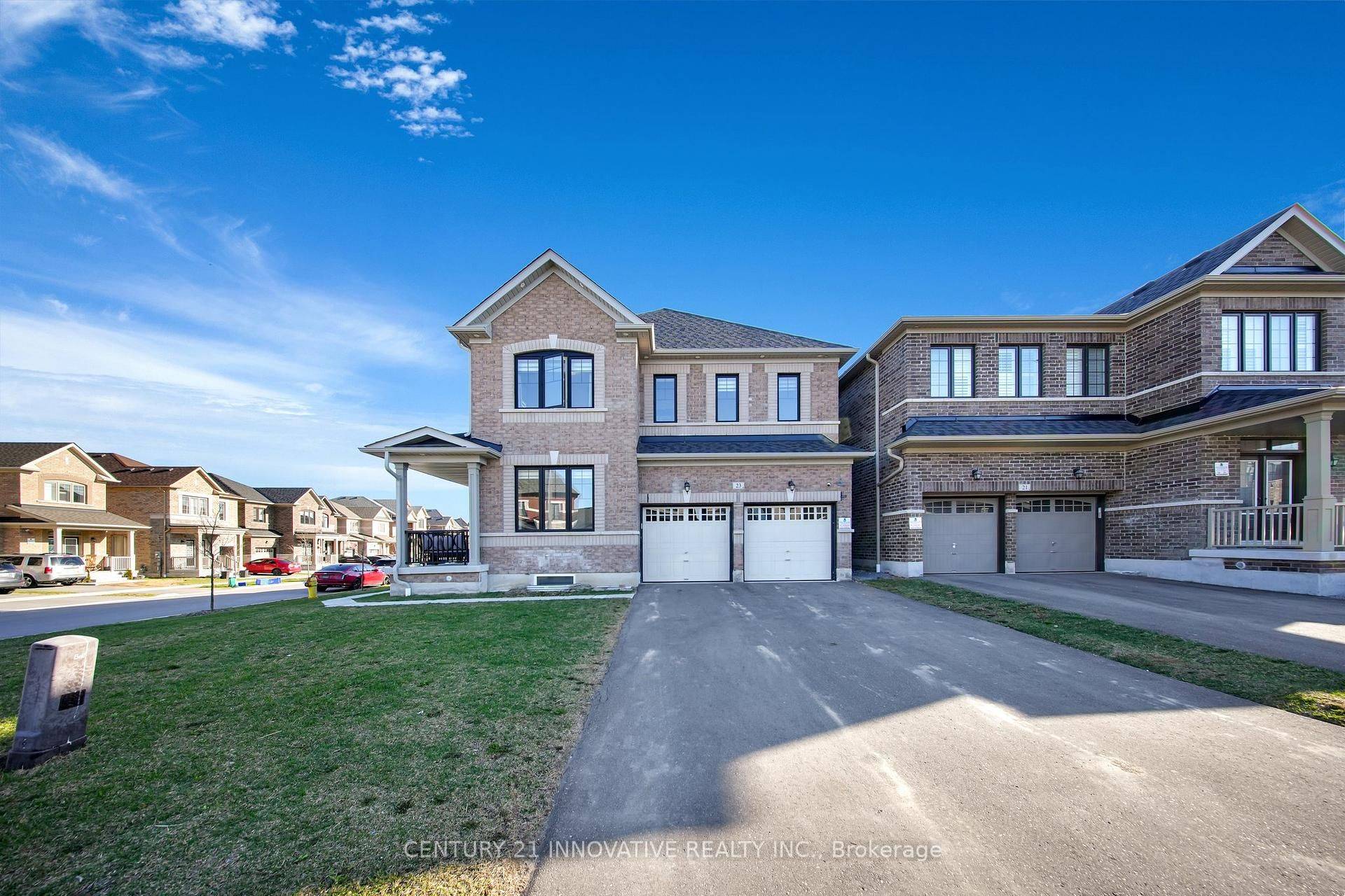 23 Walter Clifford Nesbitt DR, Whitby, ON L1P 0G5