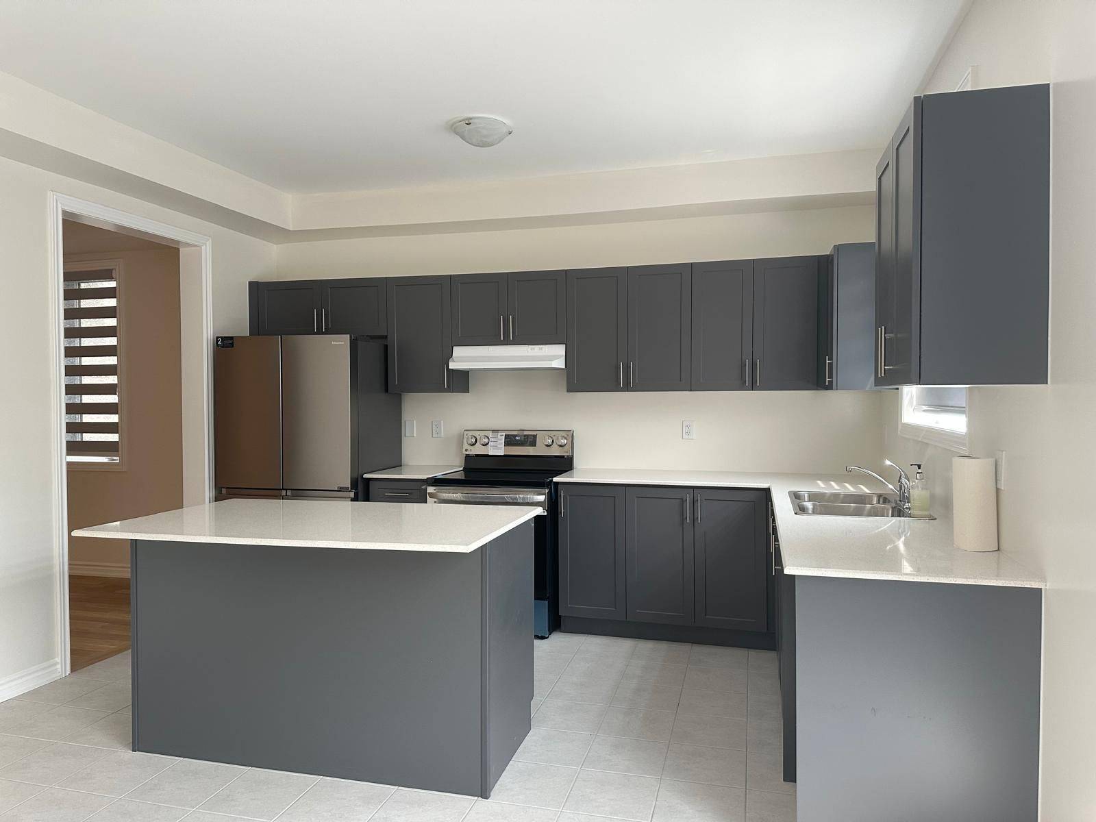 55 Lawrence D. Pridham AVE, New Tecumseth, ON L6R 0X2