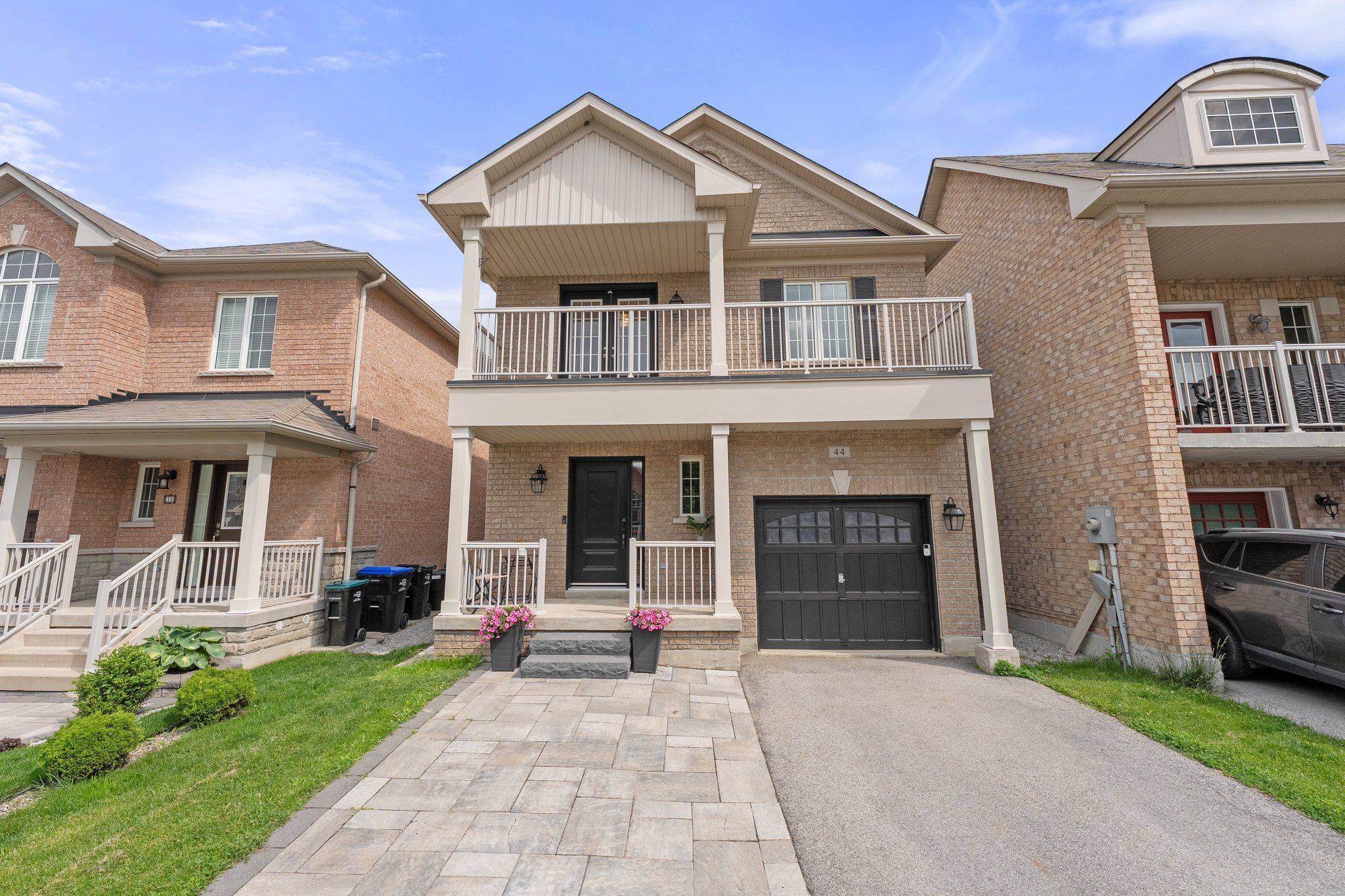 44 Mckenzie WAY, Bradford West Gwillimbury, ON L3Z 0K1