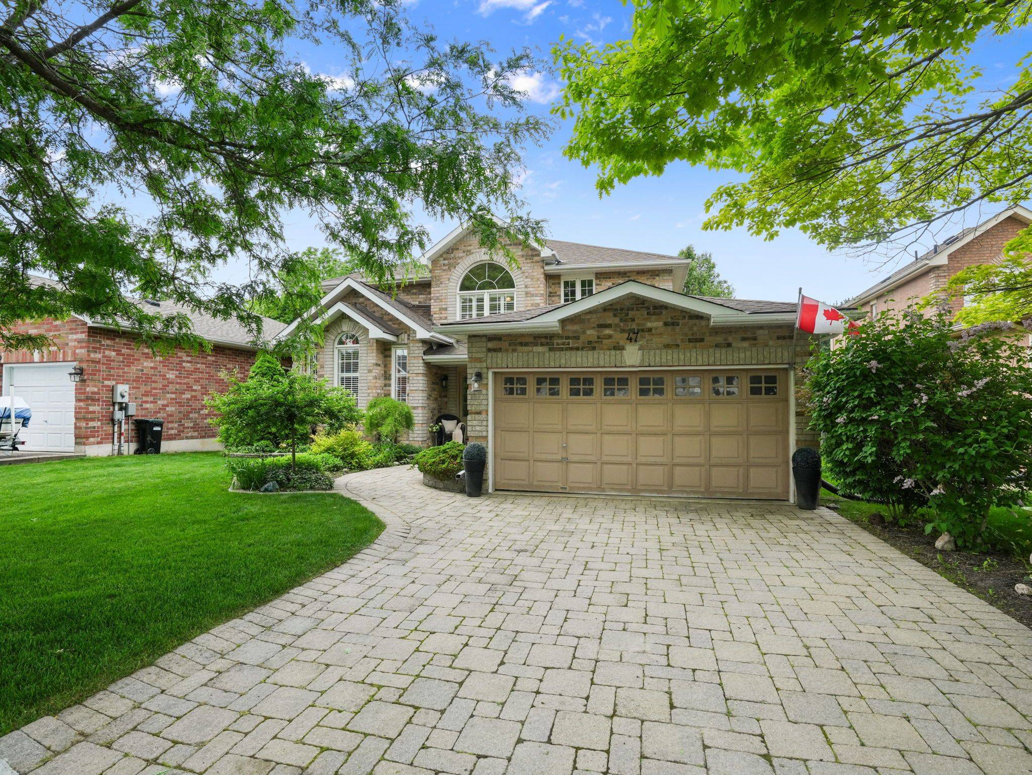 New Tecumseth, ON L9R 1P4,47 Gray AVE