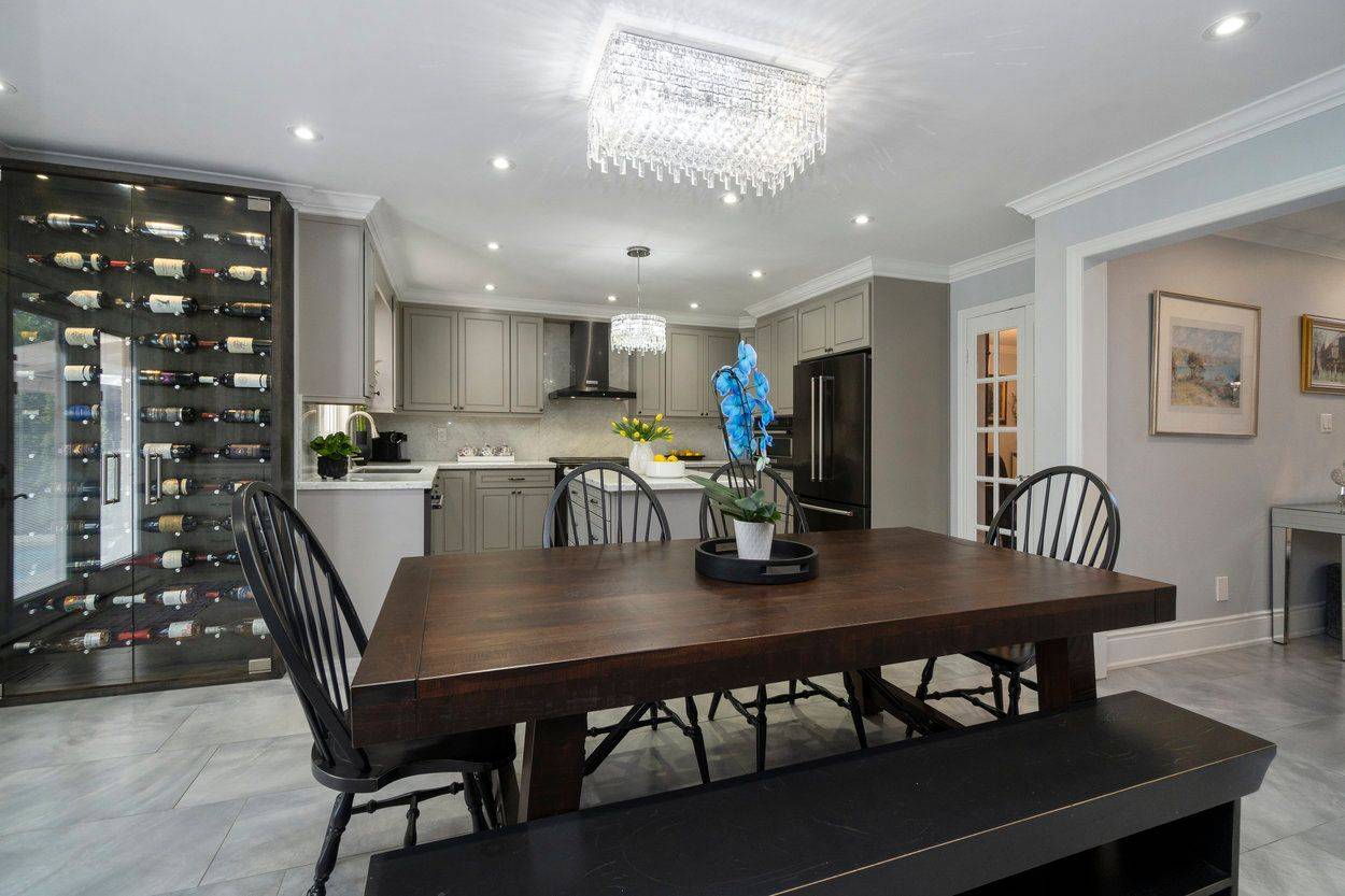 Vaughan, ON L4J 7W3,39 Savoy CRES