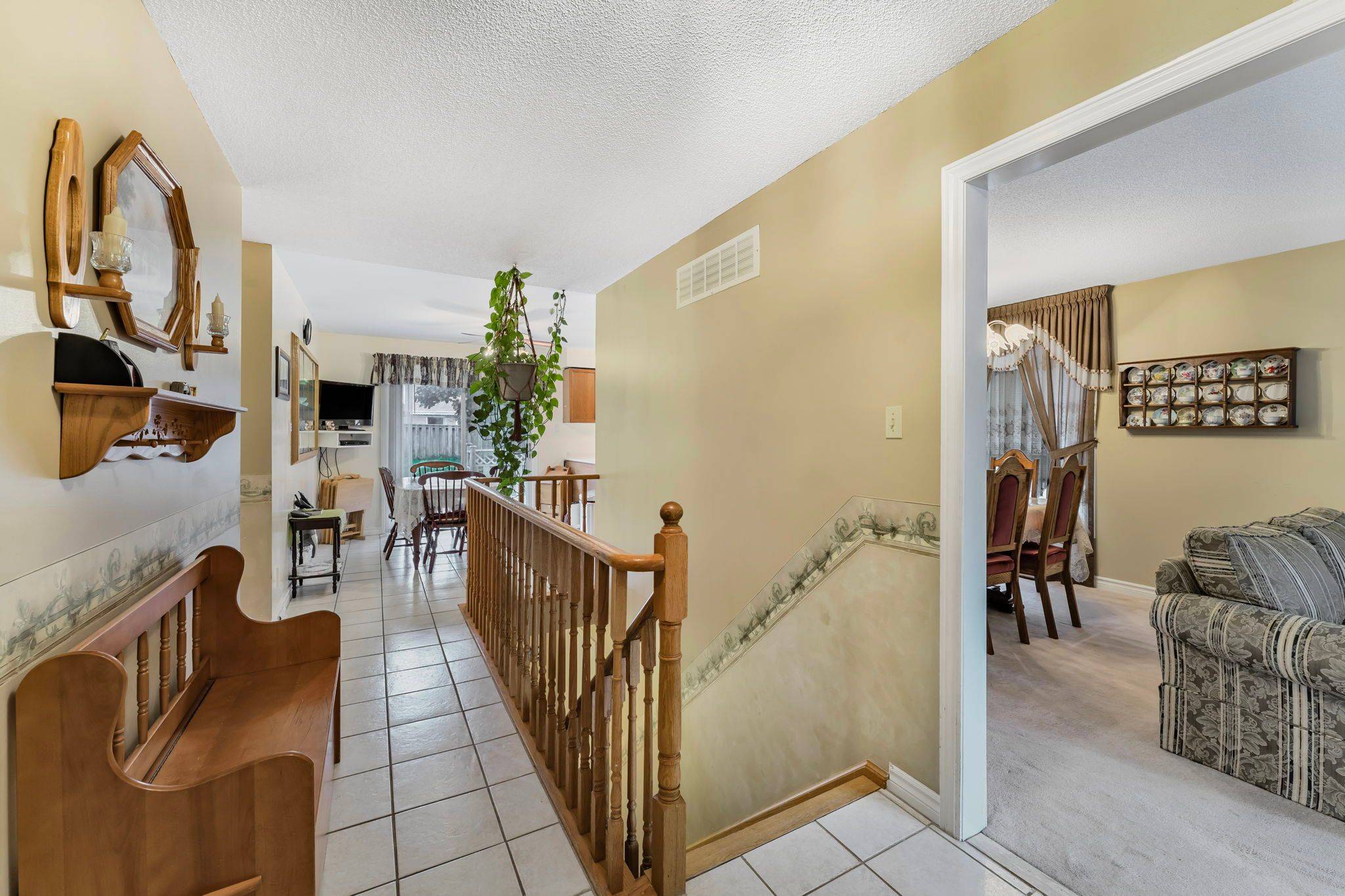 Barrie, ON L4N 7E3,3 Wiseman CT