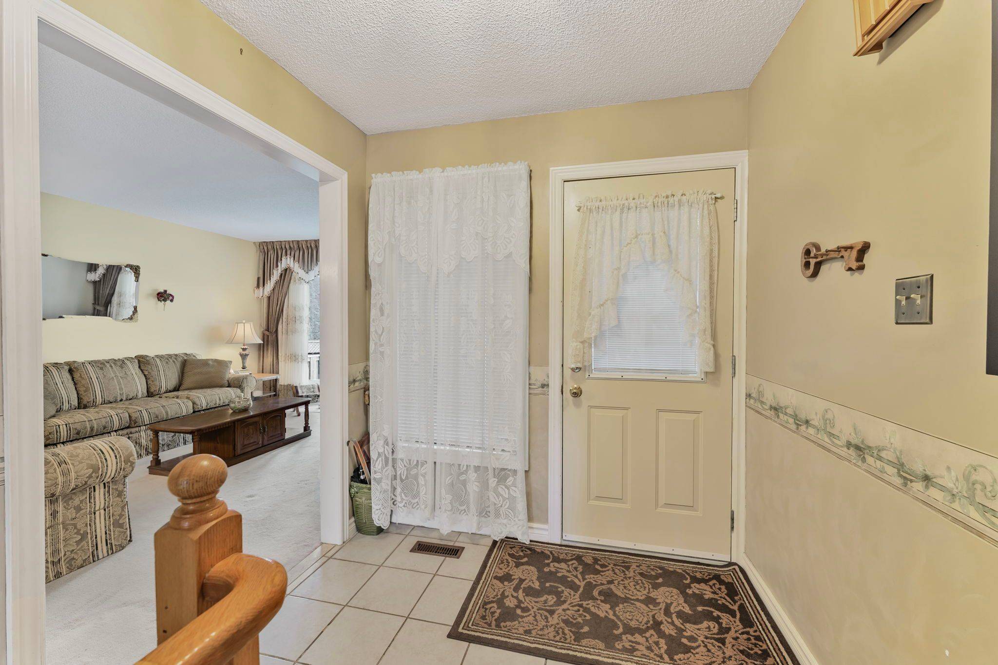 Barrie, ON L4N 7E3,3 Wiseman CT