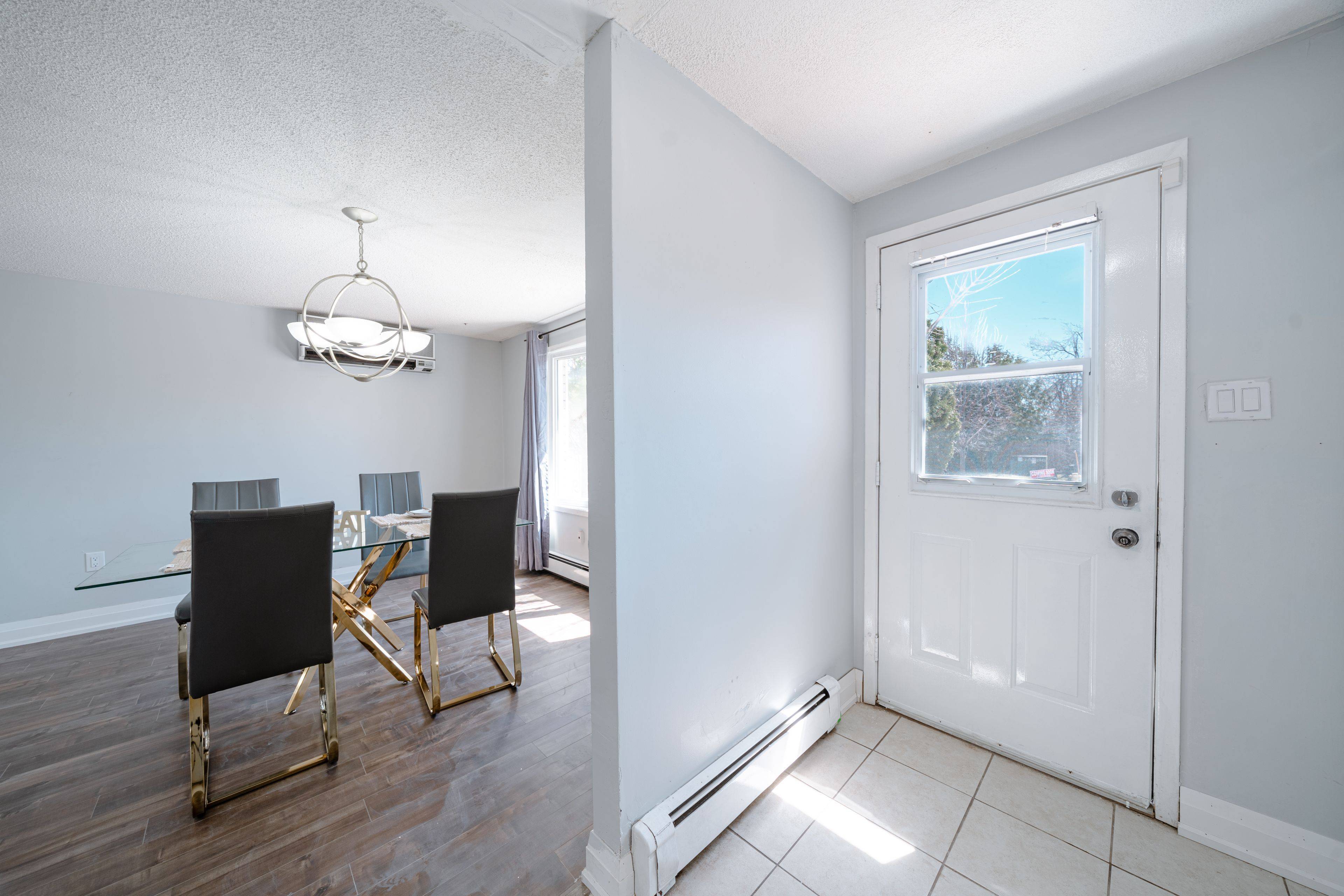 Barrie, ON L4M 5T7,117 Hickling TRL