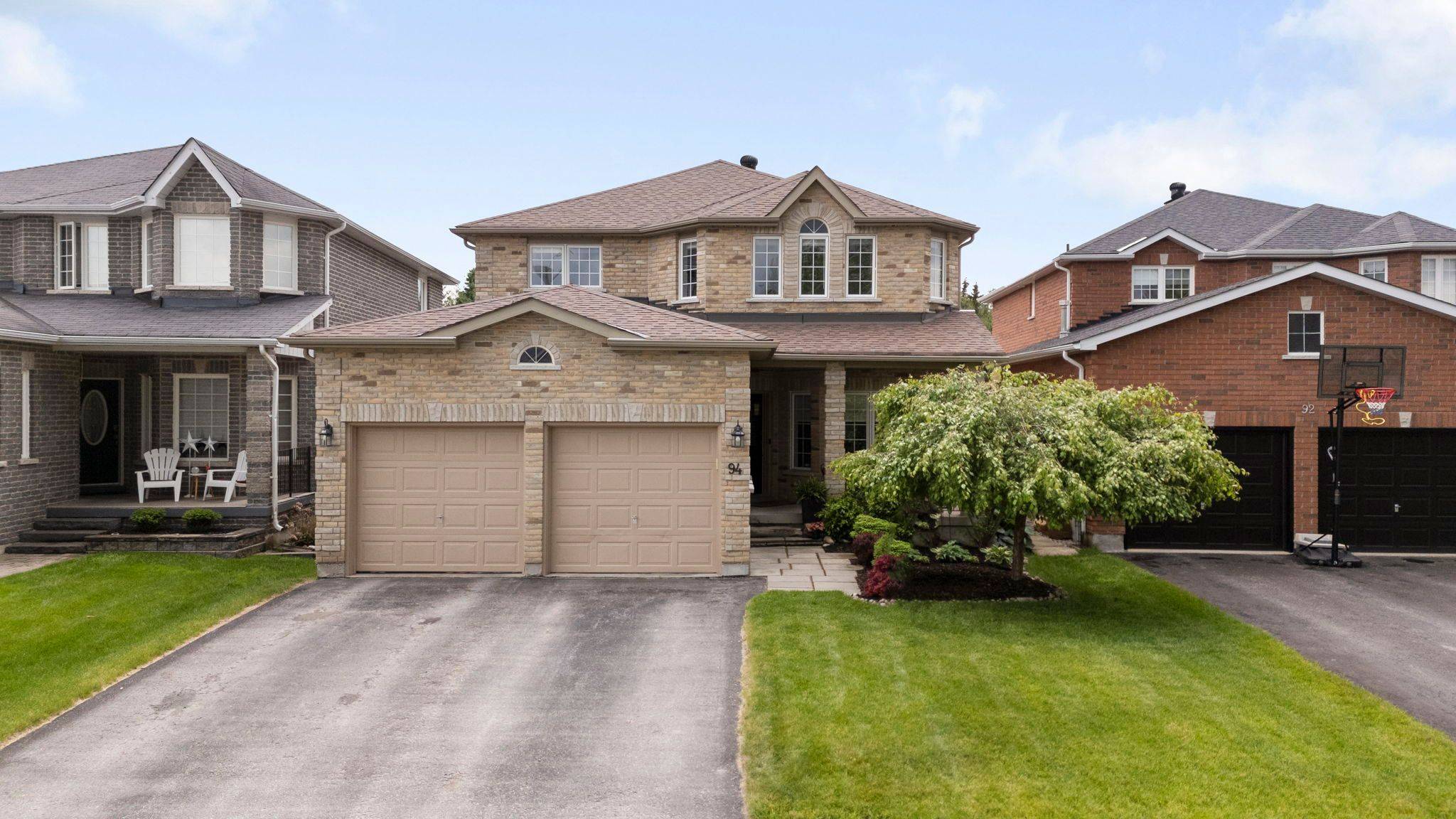 94 PENVILL TRL, Barrie, ON L4N 5S3