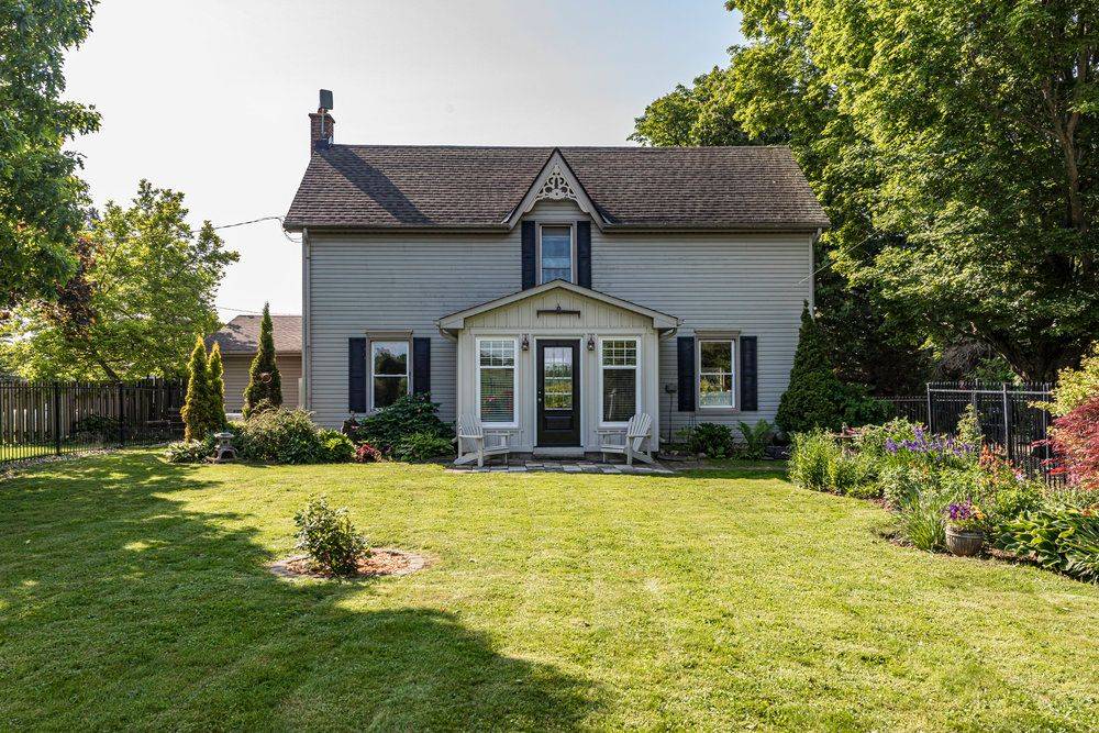 Hamilton, ON L8B 1T6,516 Concession 7 RD E